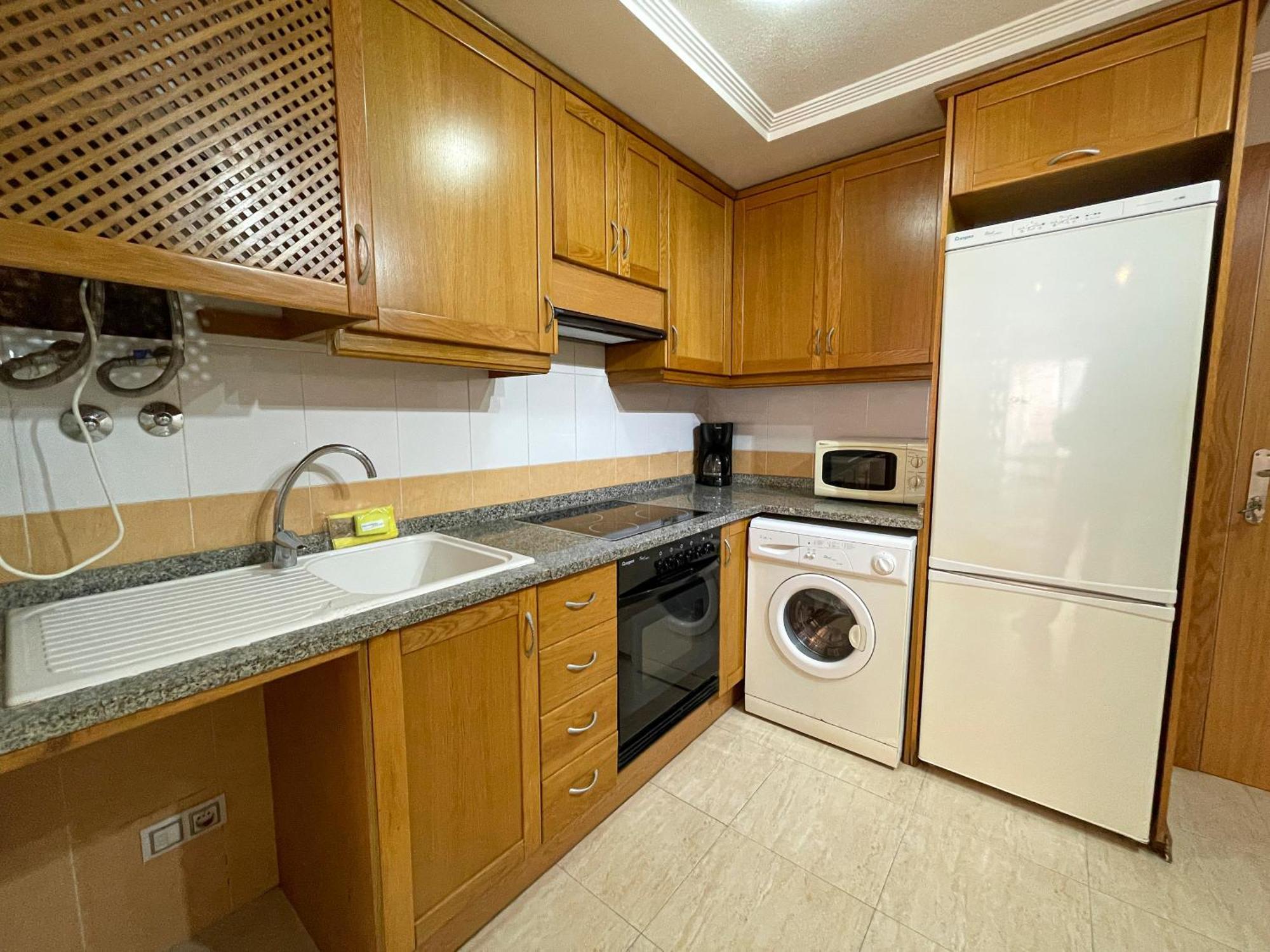 Estacion Oropesa 3000 Apartment