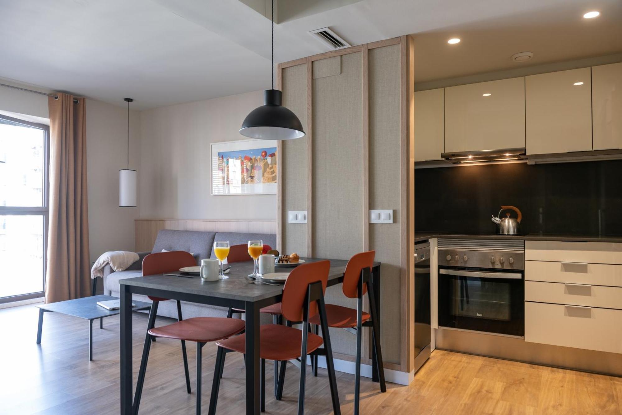 Mh Urban Apartment *