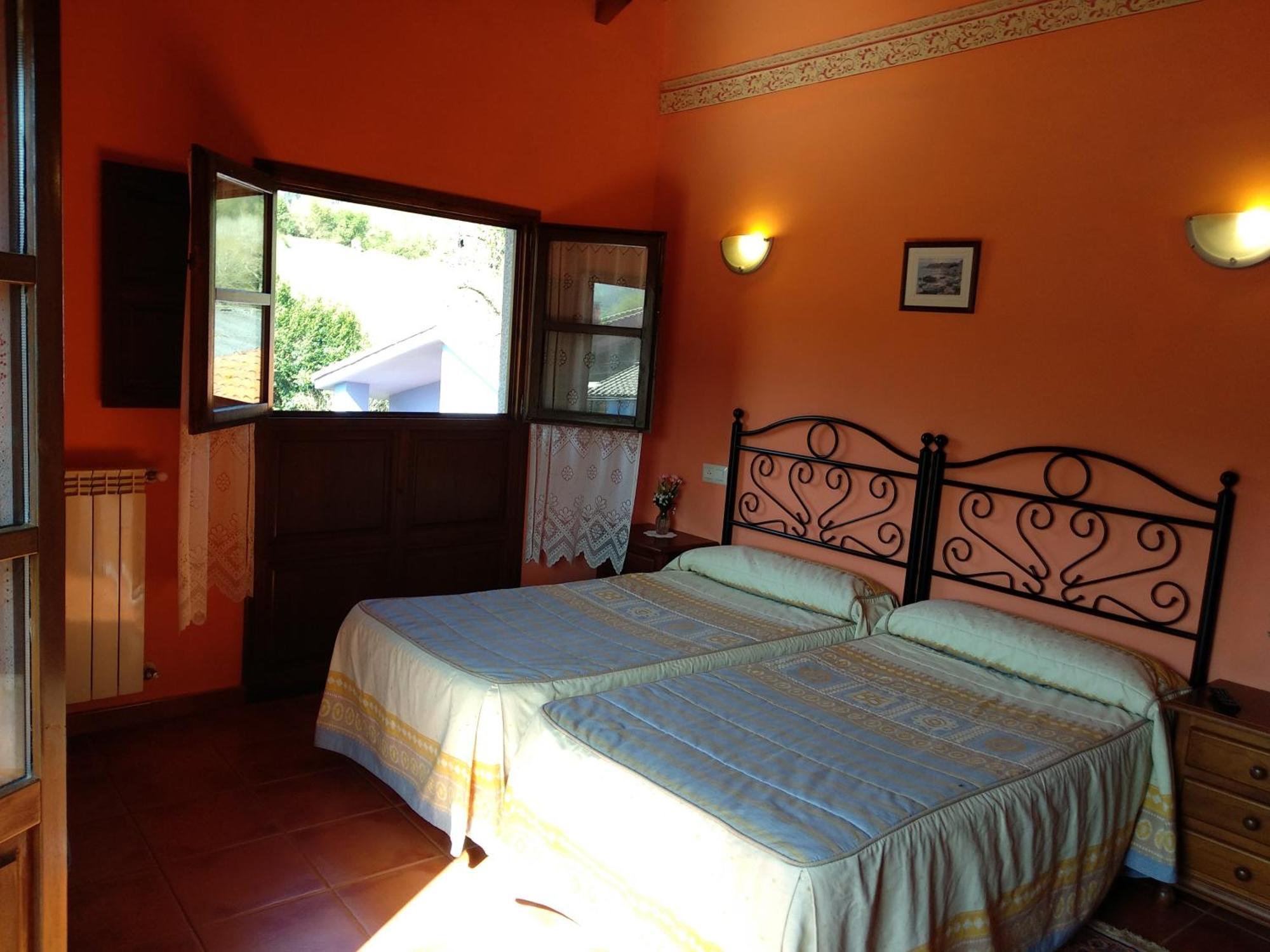 Rural La Casona Del Fraile * Colunga