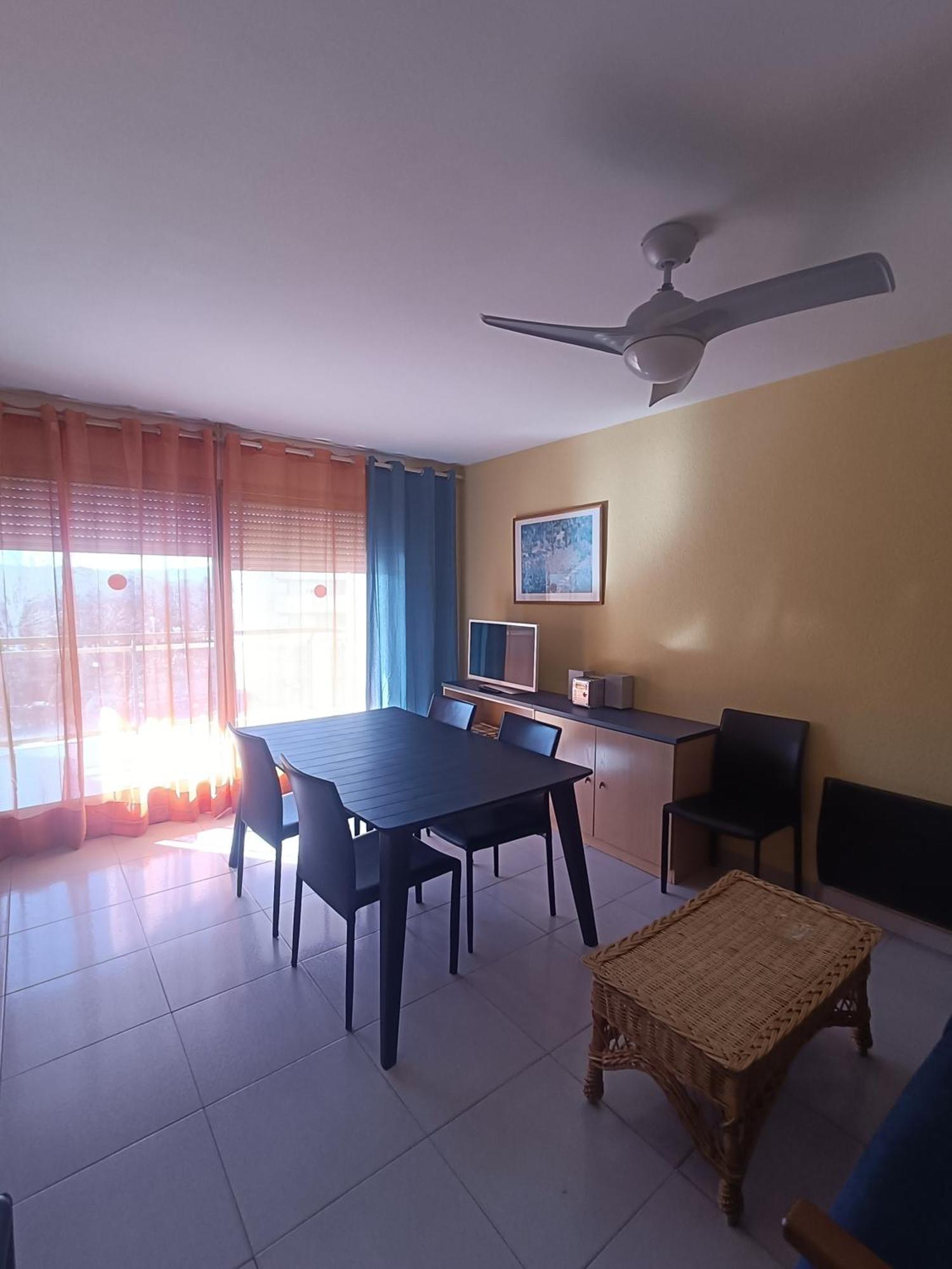 Somni Apartment