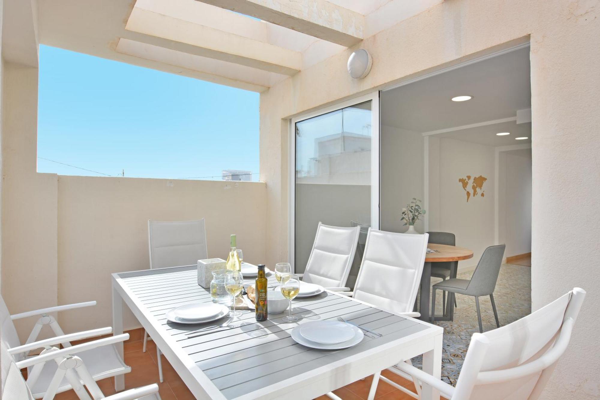 Center Penthouse By Nras