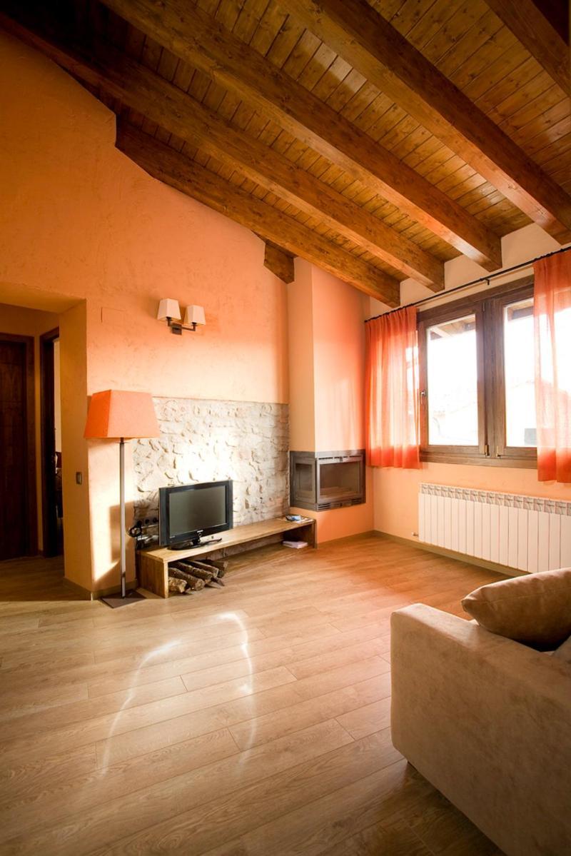 Country house Ca L'estamenya Perafita