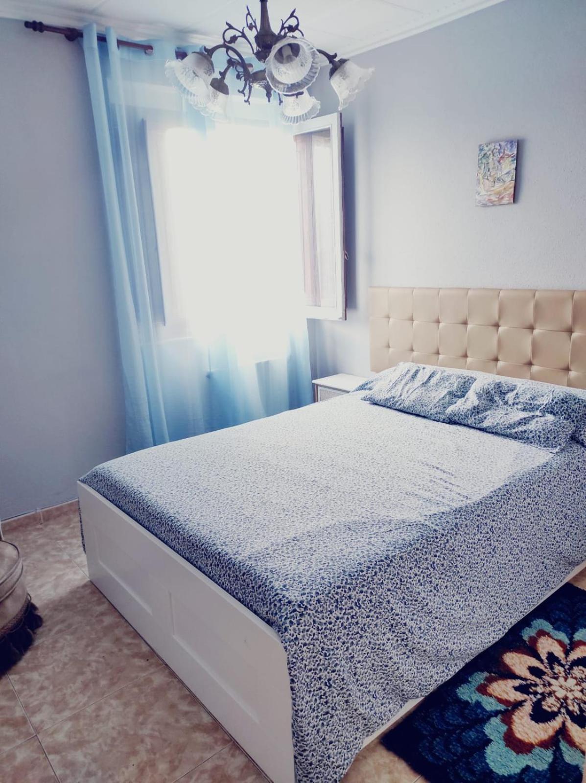 Casa Familiar Con Privada