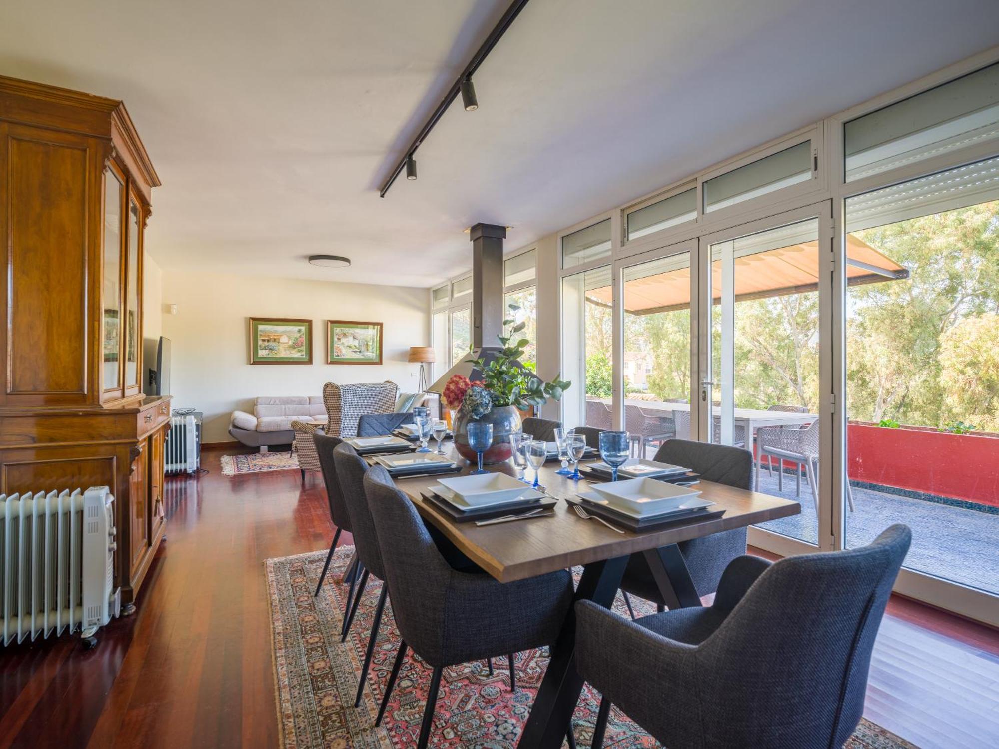 El Jardin De With Private Pool, Sauna&jacuzzi Villa