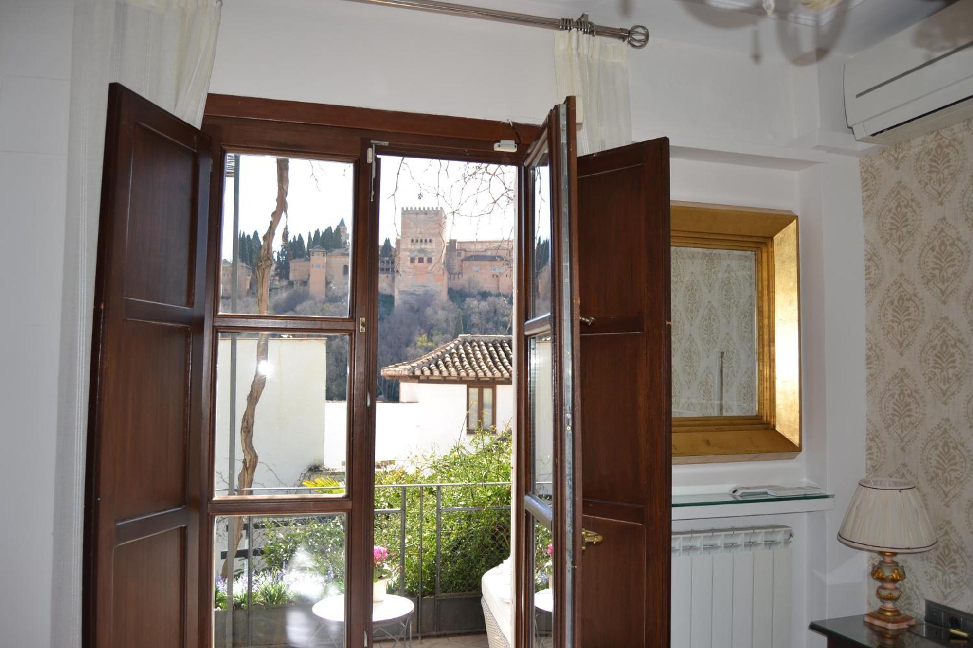 Comares Lodge Granada