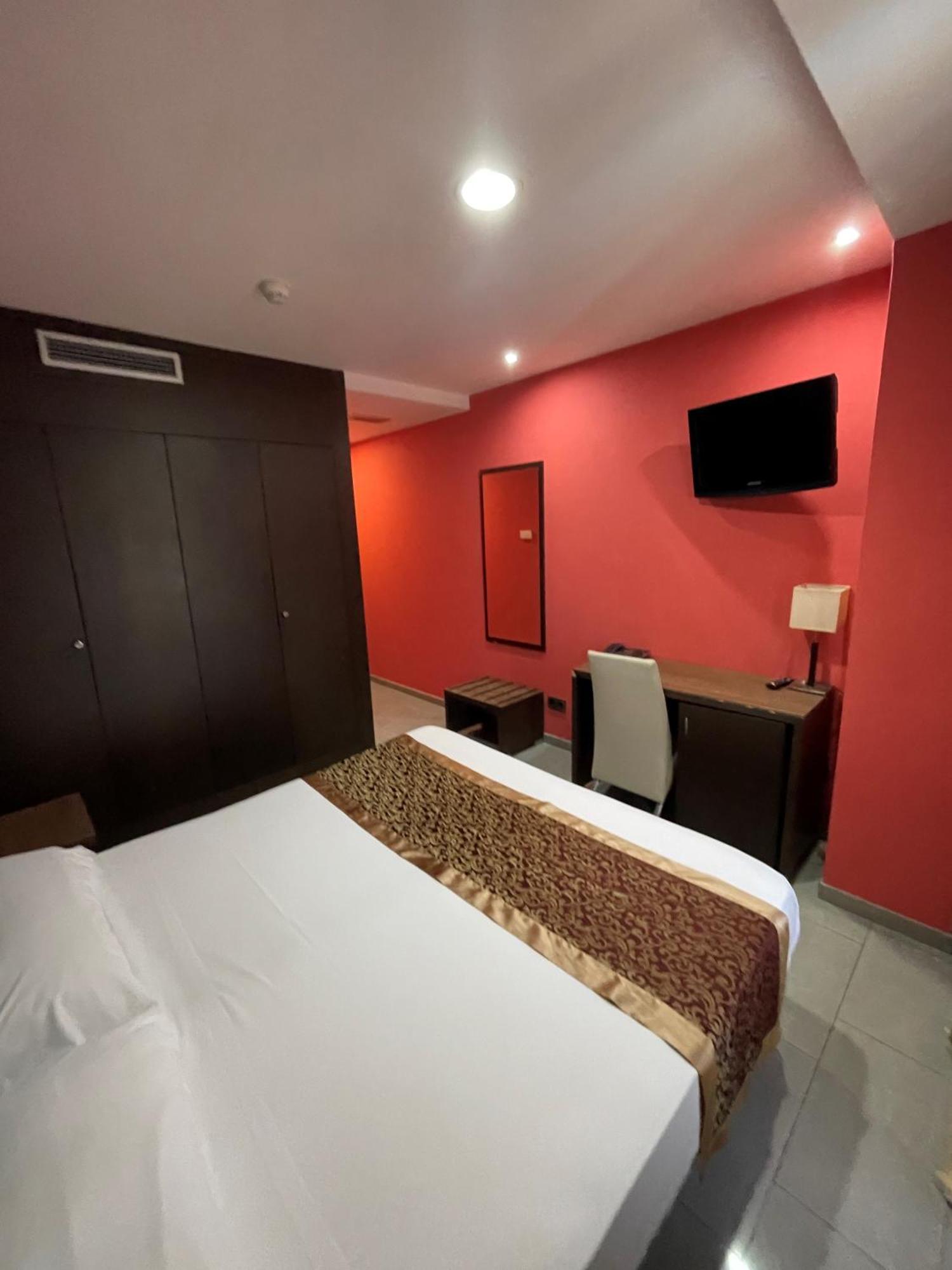 Hotel Ruta Romana 3*