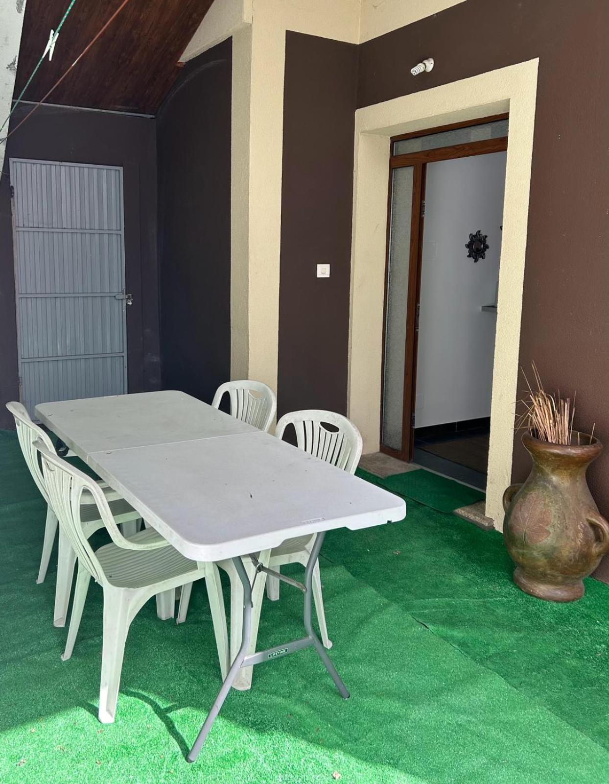 Bajo Casa En Holiday home