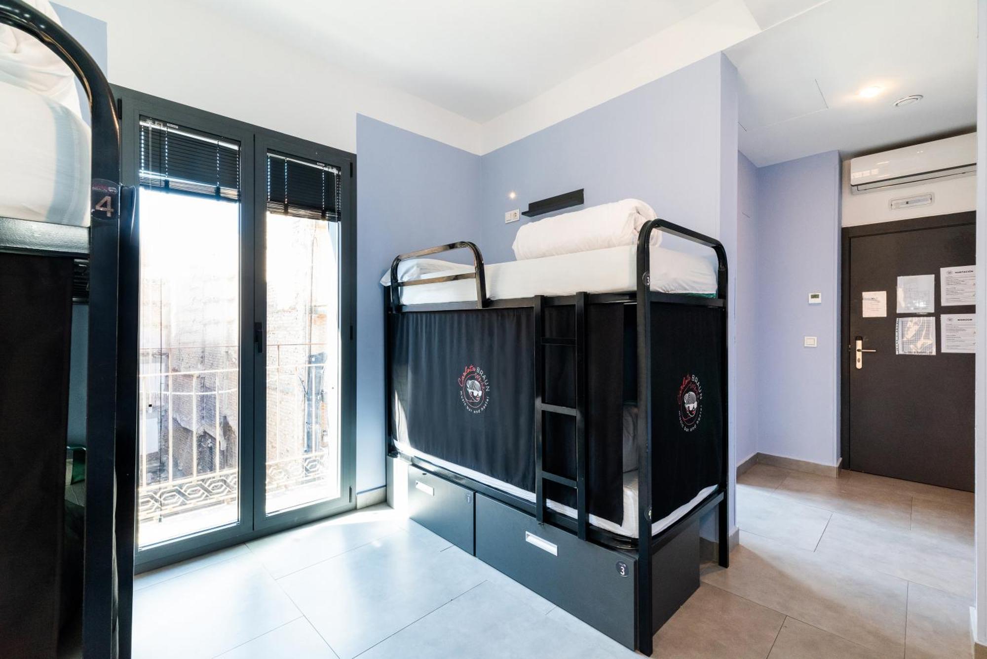 Hostal Carlota Braun