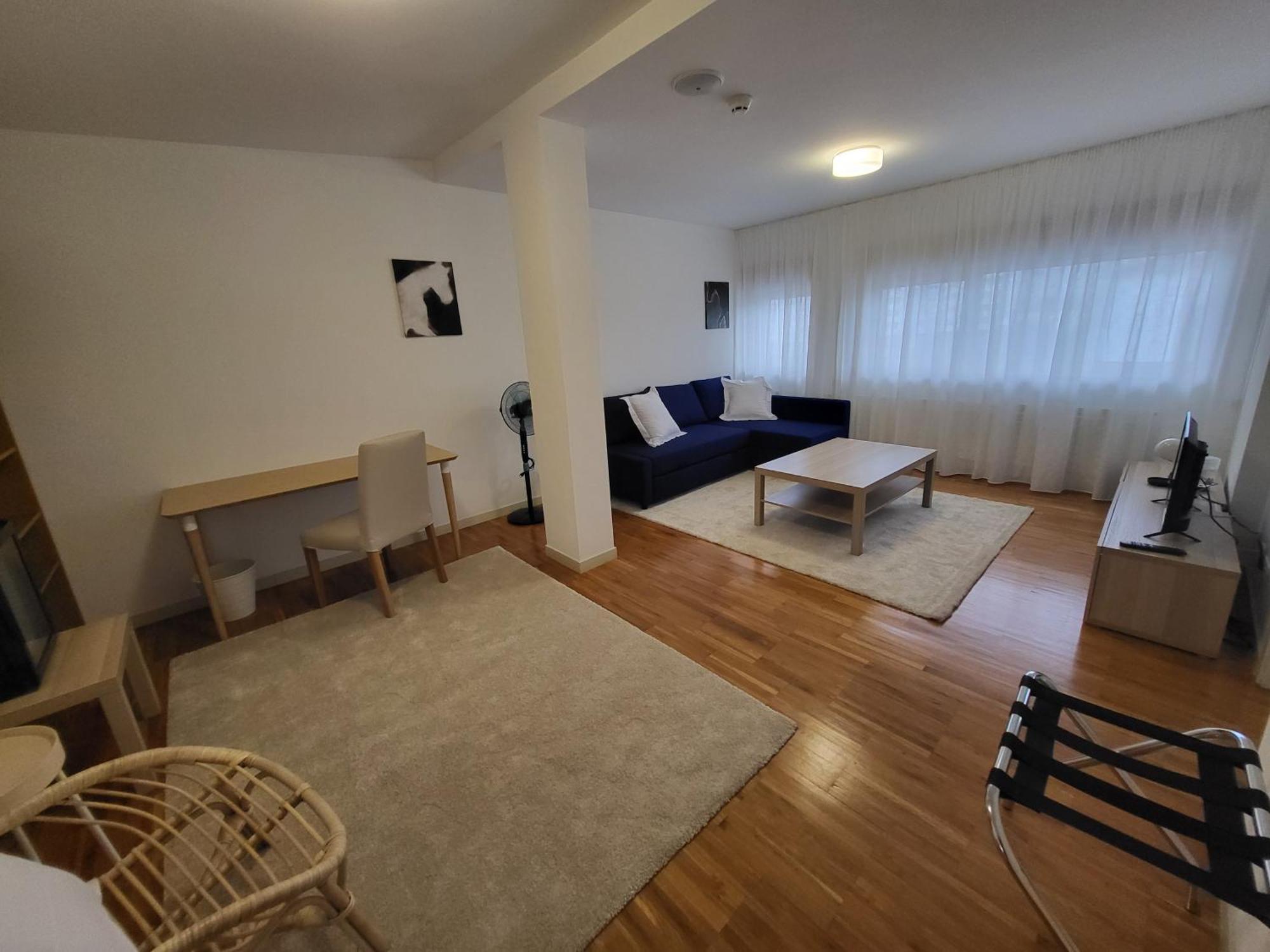 Hospedería San Froilan Inn *
