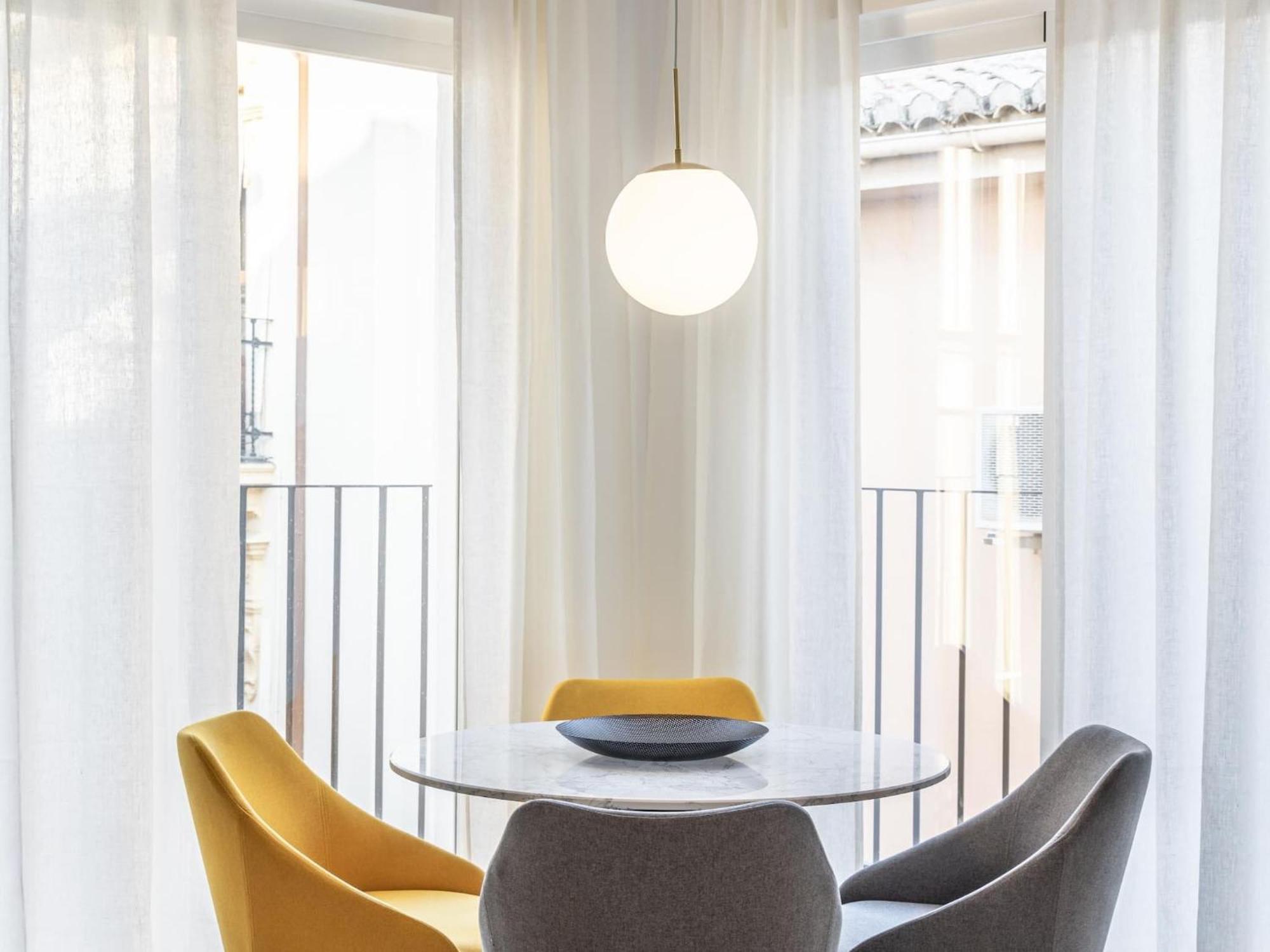 Stylish And Elegant 1 & 2 Bedroom I Apartamento