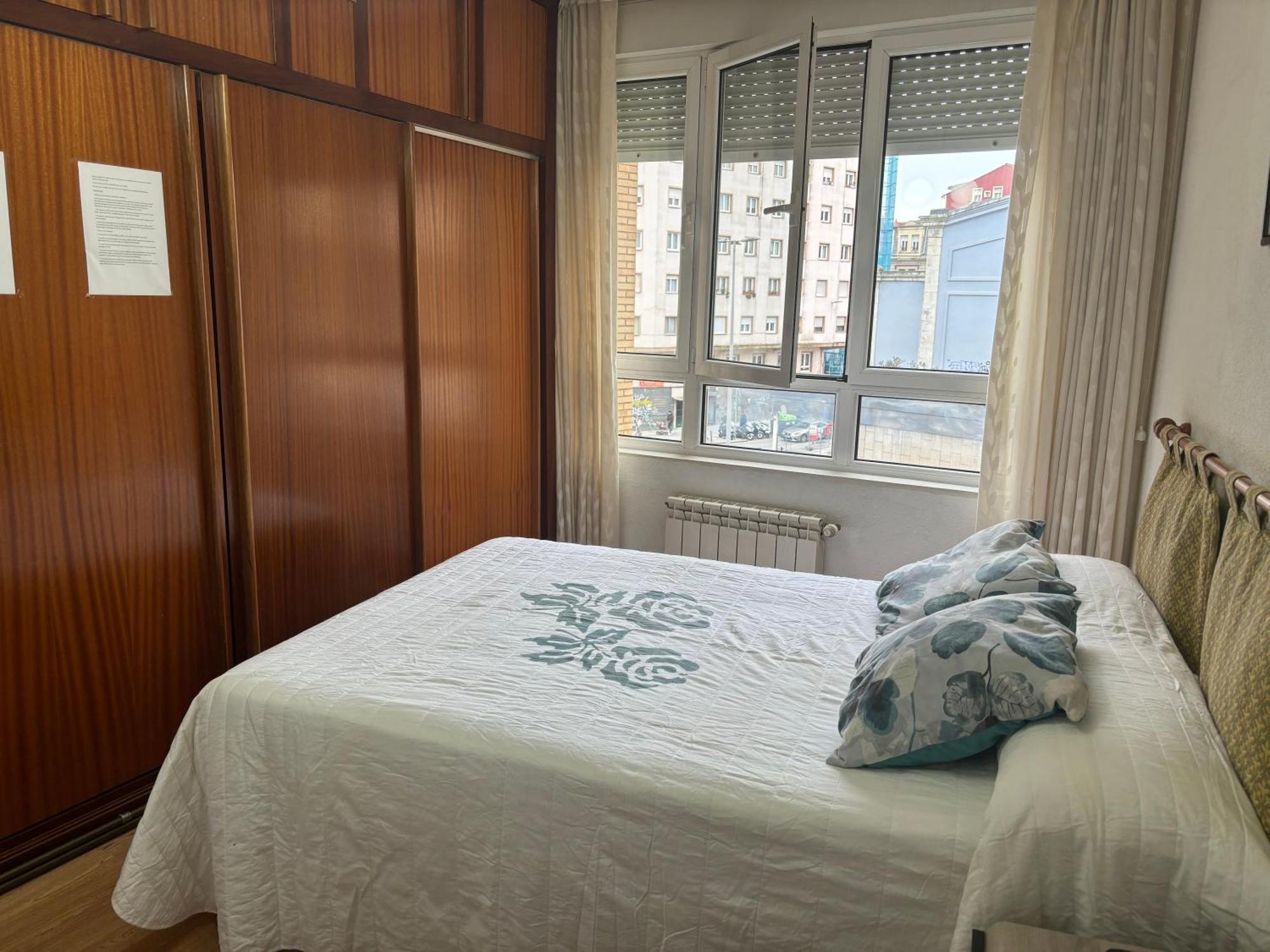 Habitación Privada Con Vistas A La Bahía De Santander. Habitación en casa particular *
