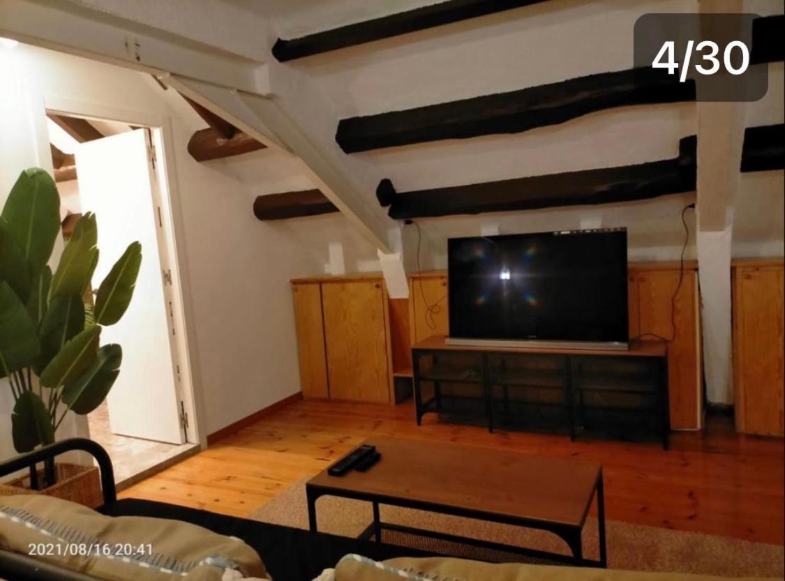 Casa Flores Del Mediterráneo Habitación en casa particular Badalona
