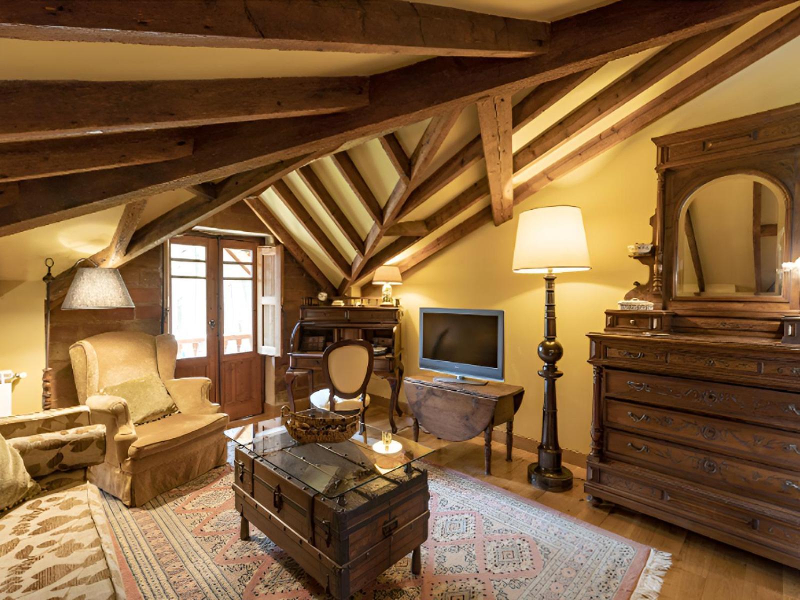 Lienzos Inn