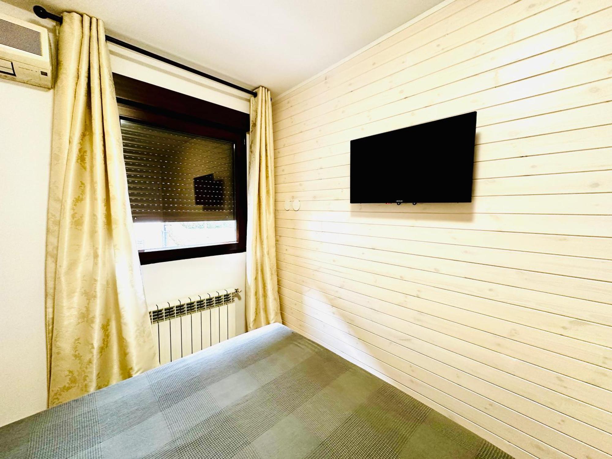 La Taberna Guest house