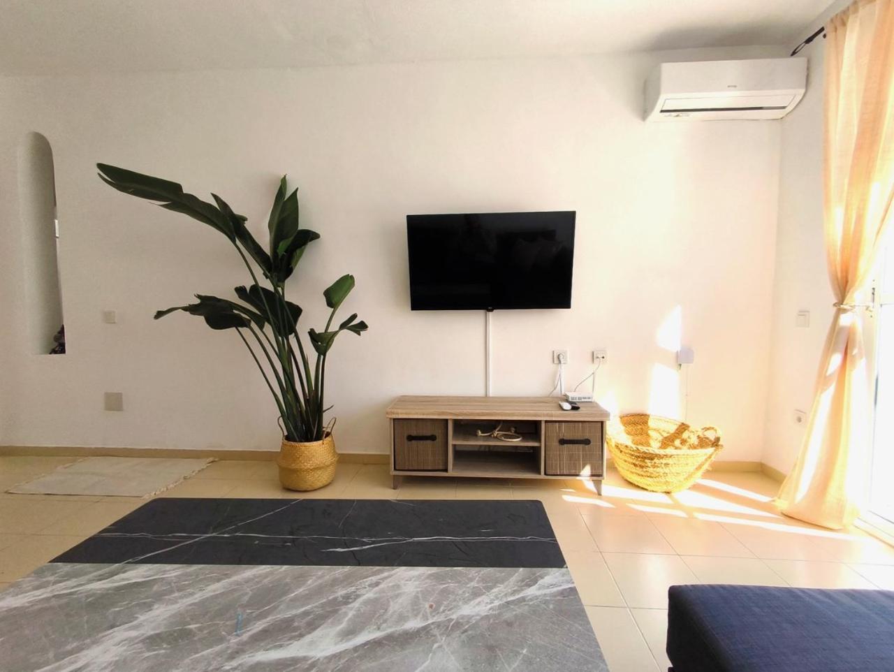 Medina Marinas - Tu Hogar Con Solarium Privado! *
