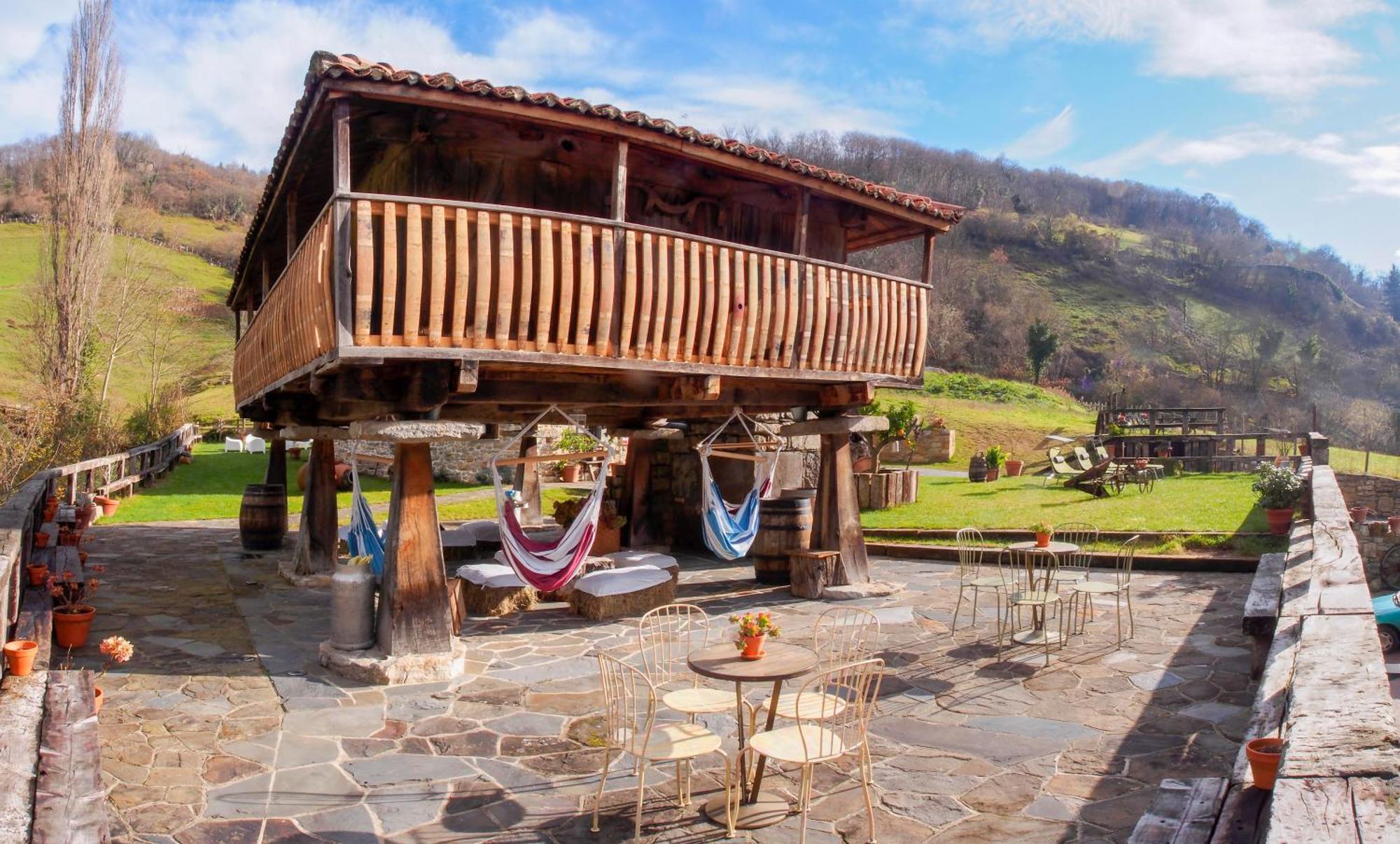 Casona De El Castañíu Hotel