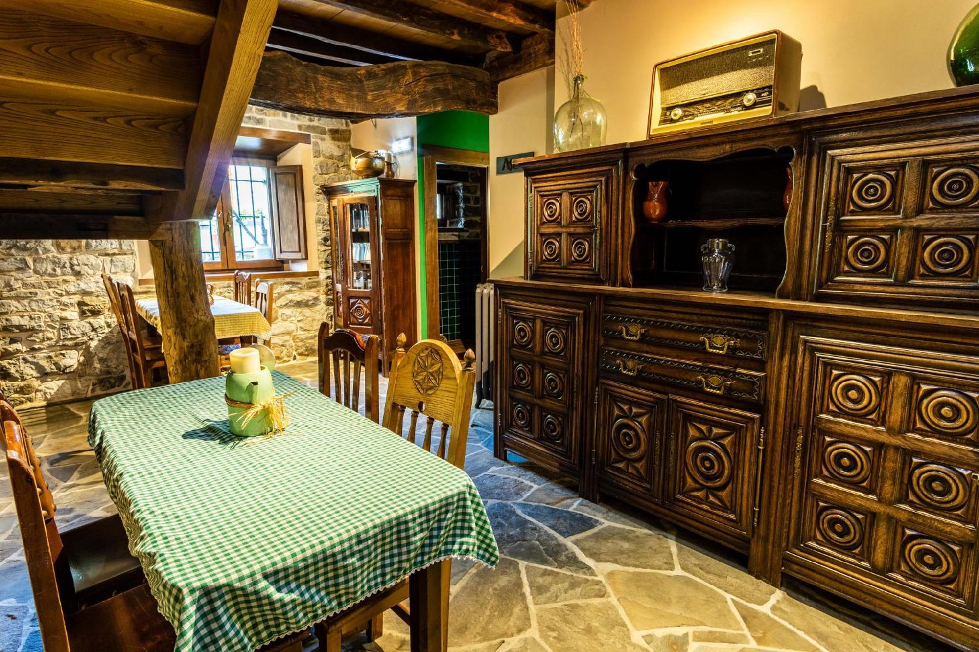 Casona De El Castañíu 3* Serrapio