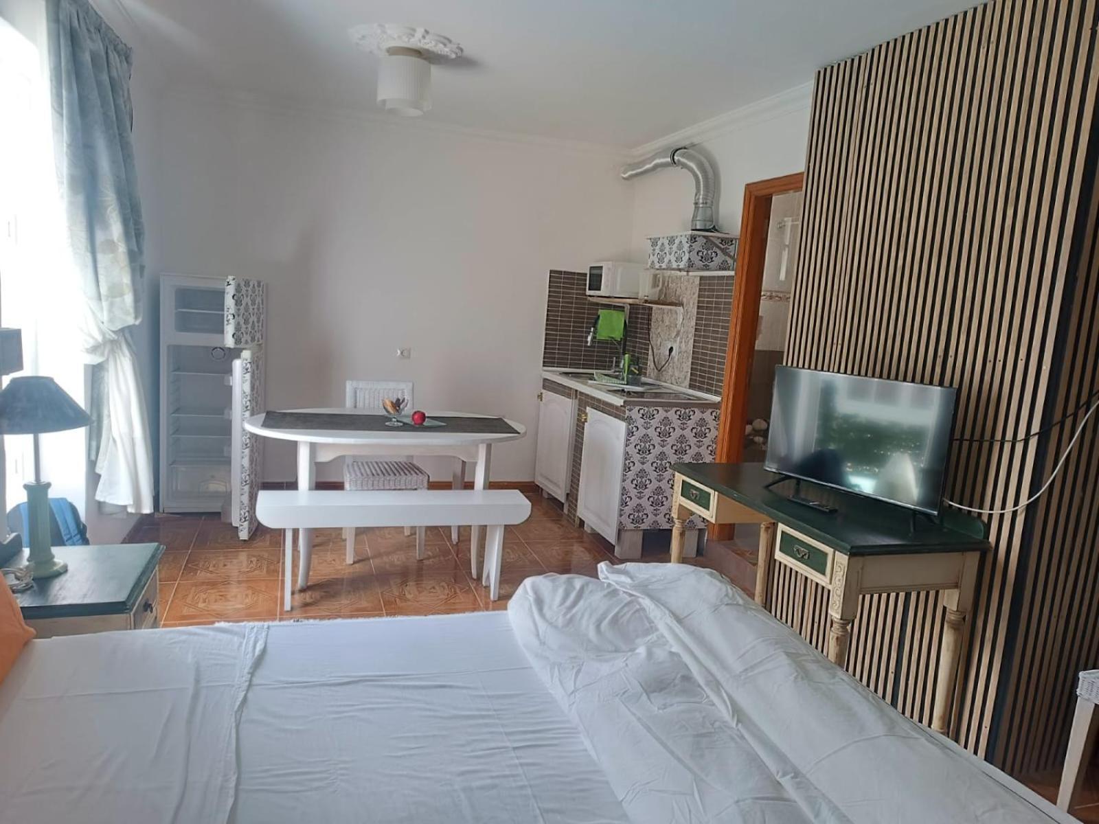 Solo Adultos, Tuneras Country house *