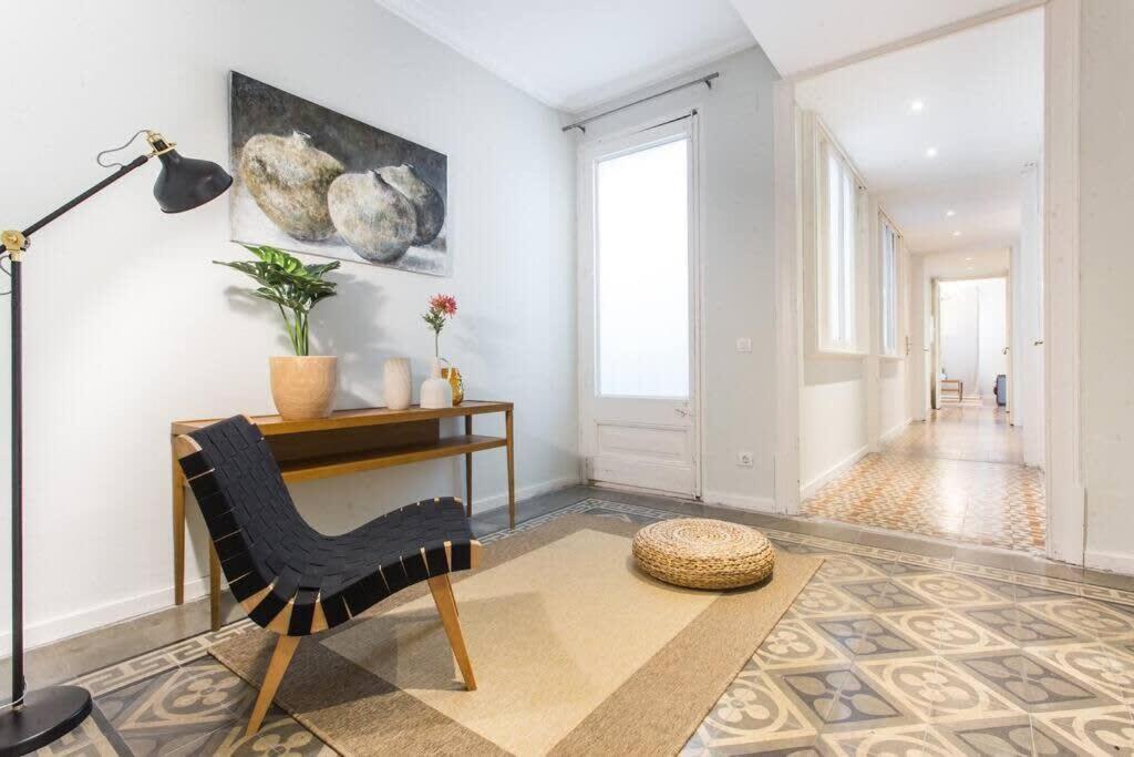 4bedroom With Balcony In Ramblas 3-2 Apartment Barcelona