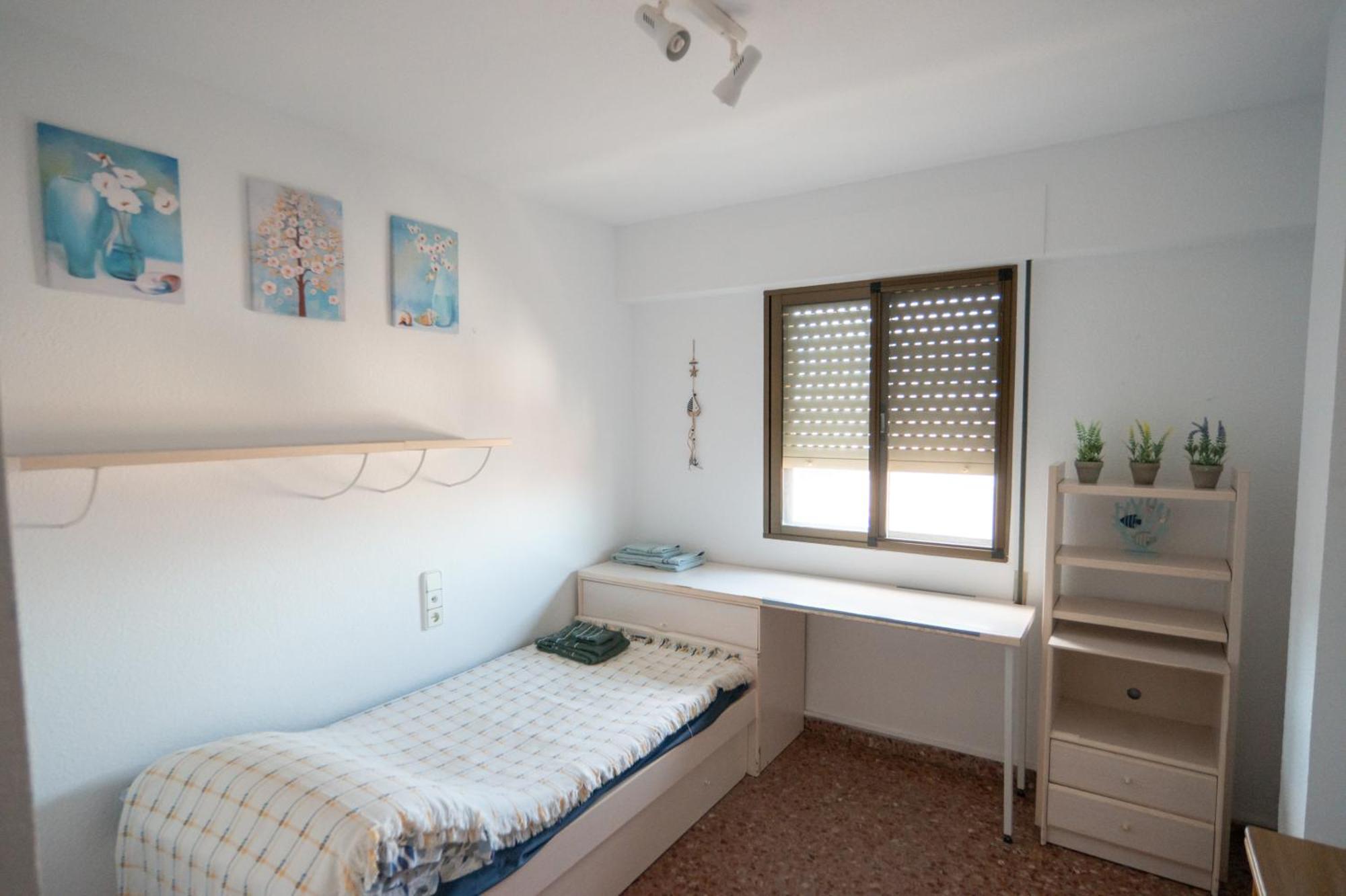 Apartment An In With 3 Bedrooms, Located Near And Gandia