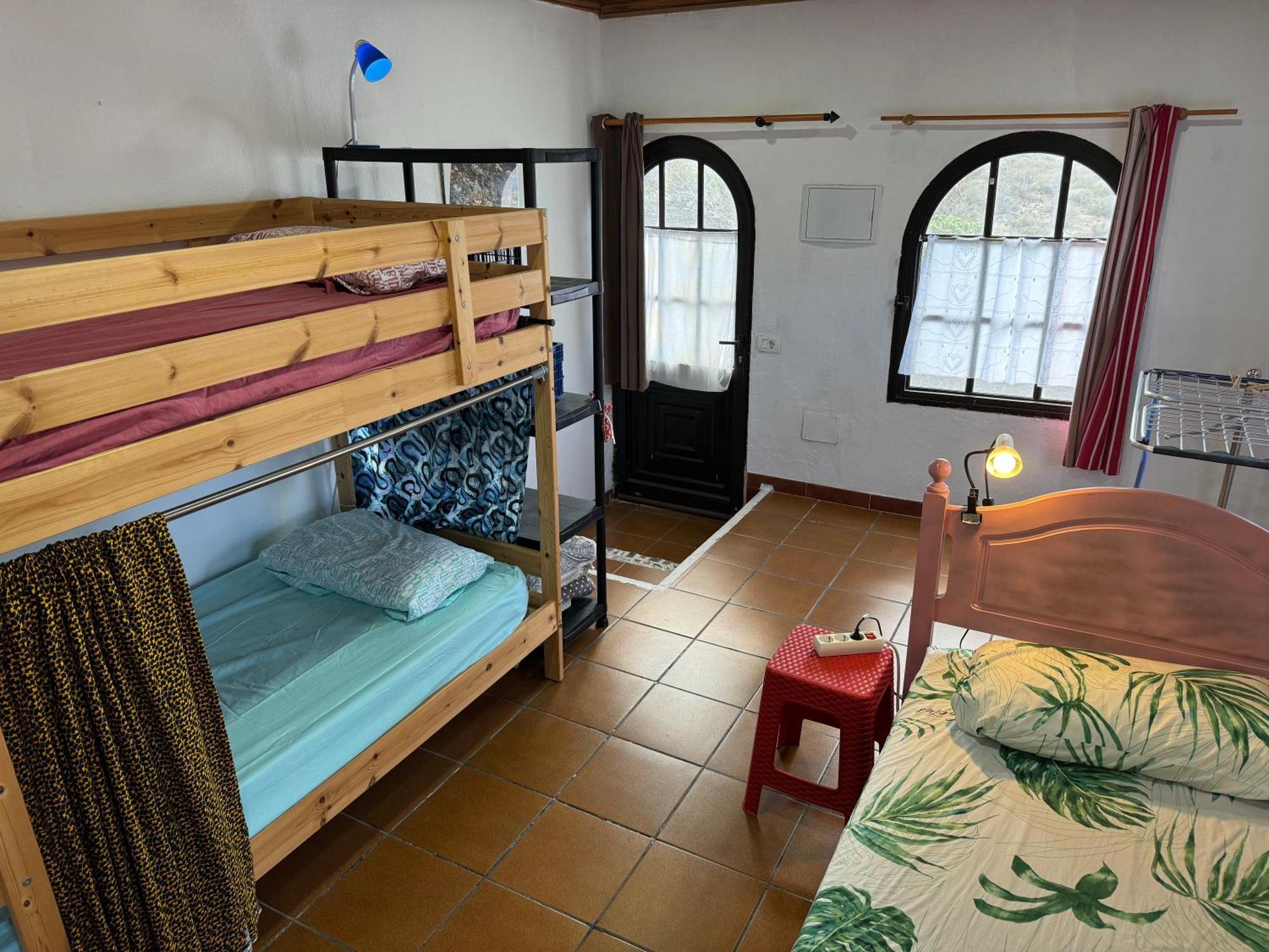 Hostel 7 Calcosas *