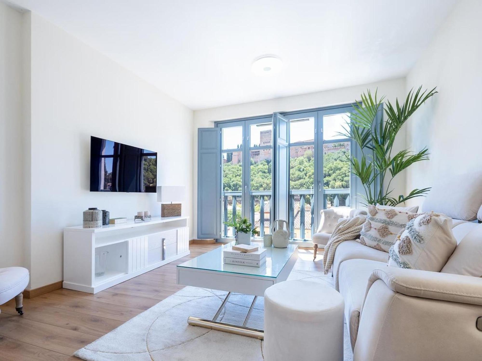 A Piece Of Heaven Over The Alhambra 2br Apartment Granada