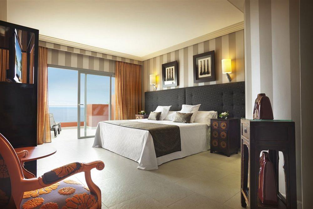 Adrián Roca Nivaria 5* Costa Adeje (Tenerife)