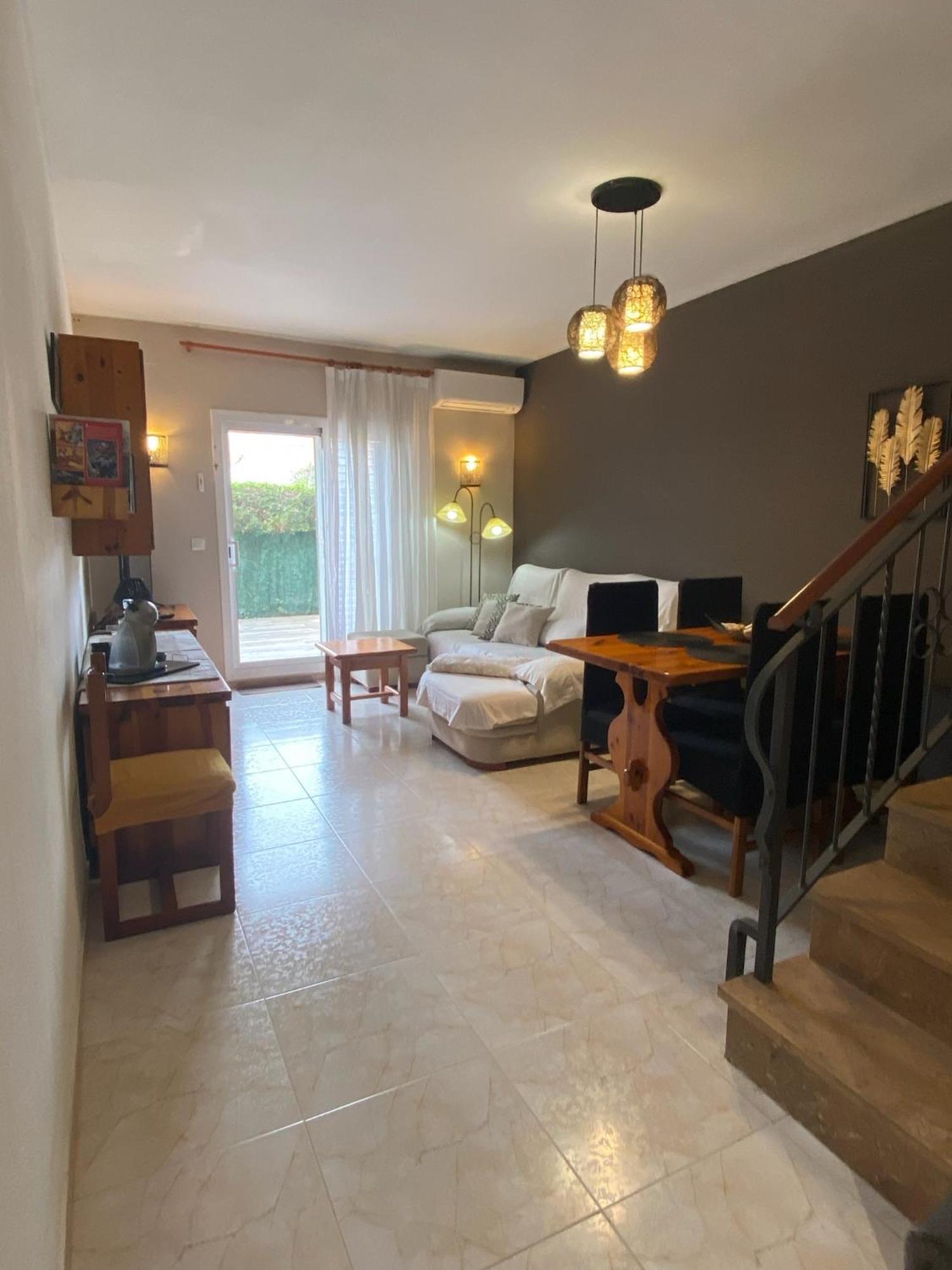 Casa Sobrestany Сasa de vacaciones *