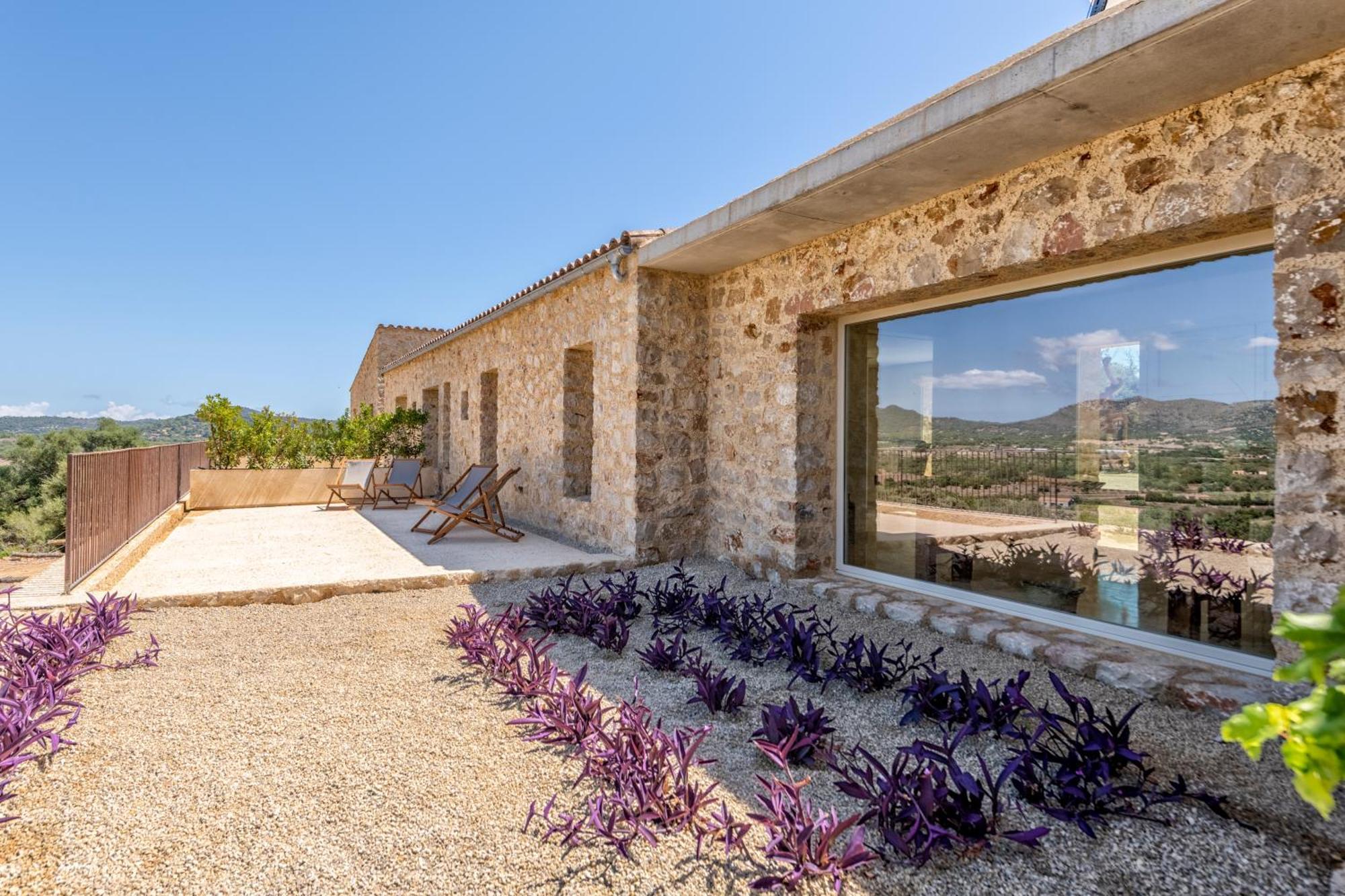 Es Lligats - Adults Only Farm stay *