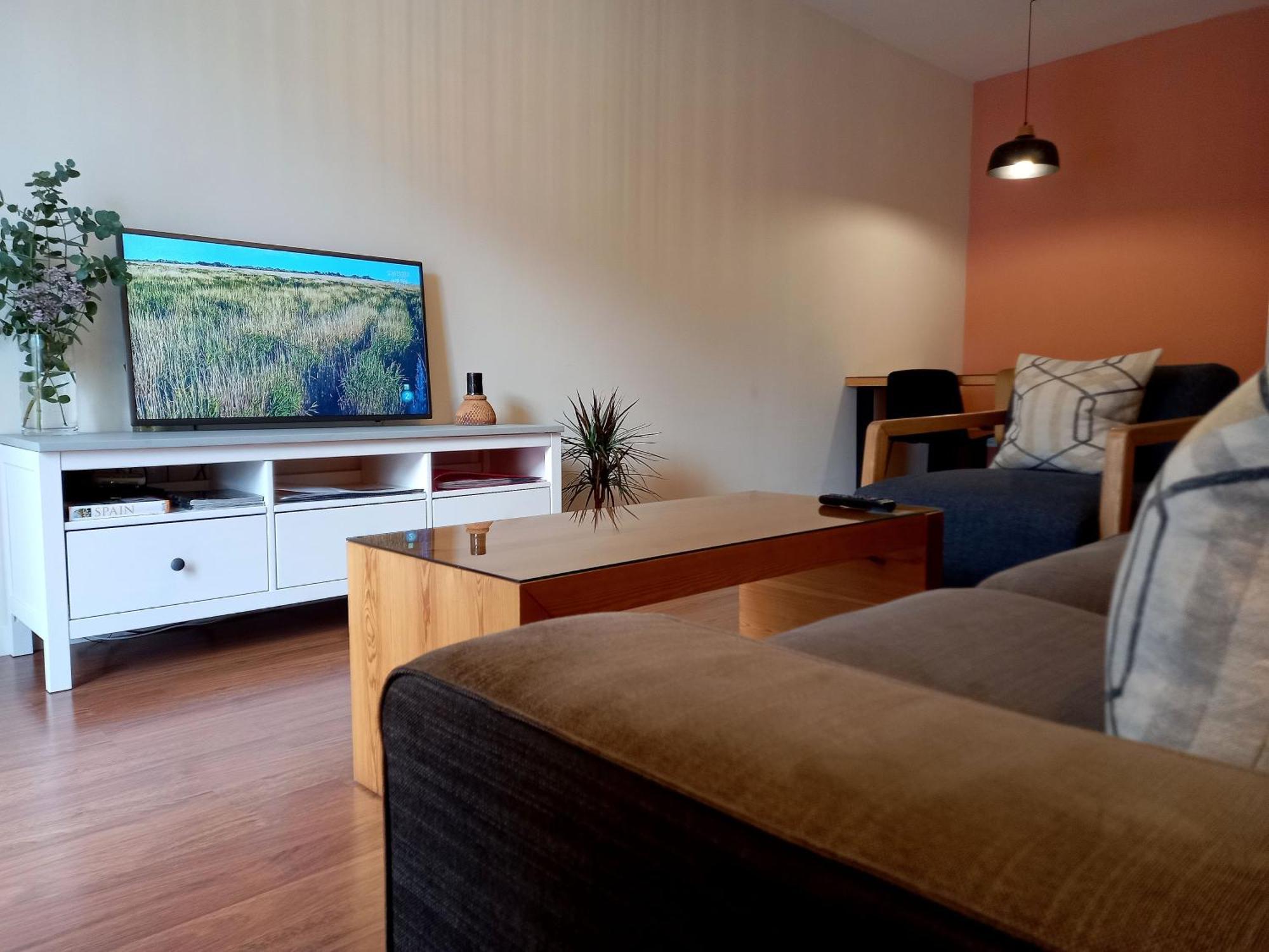 Littore Tormes Con Parking, Aa Y Piscina Apartamento *