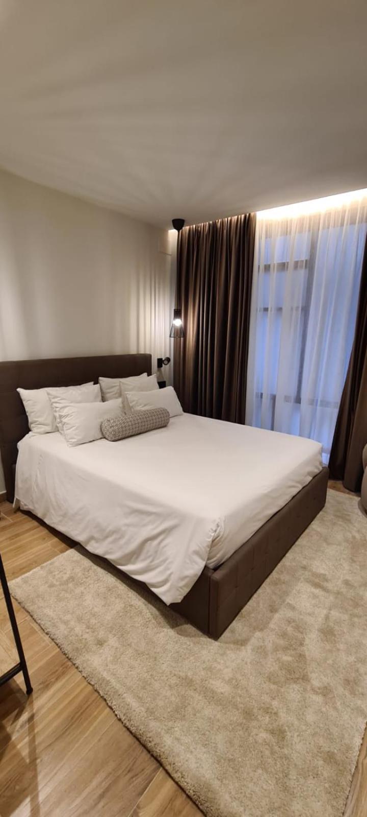 Manel Hotel