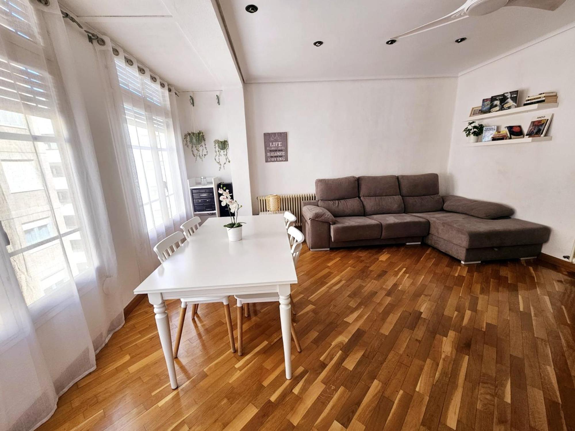 Apartamento Centrico Y Luminoso Cerca De La Playa. Castellón de la Plana