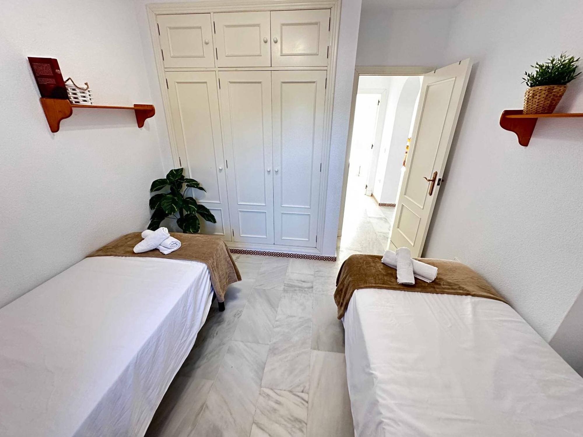 Apartment Sancti Petri Marinero