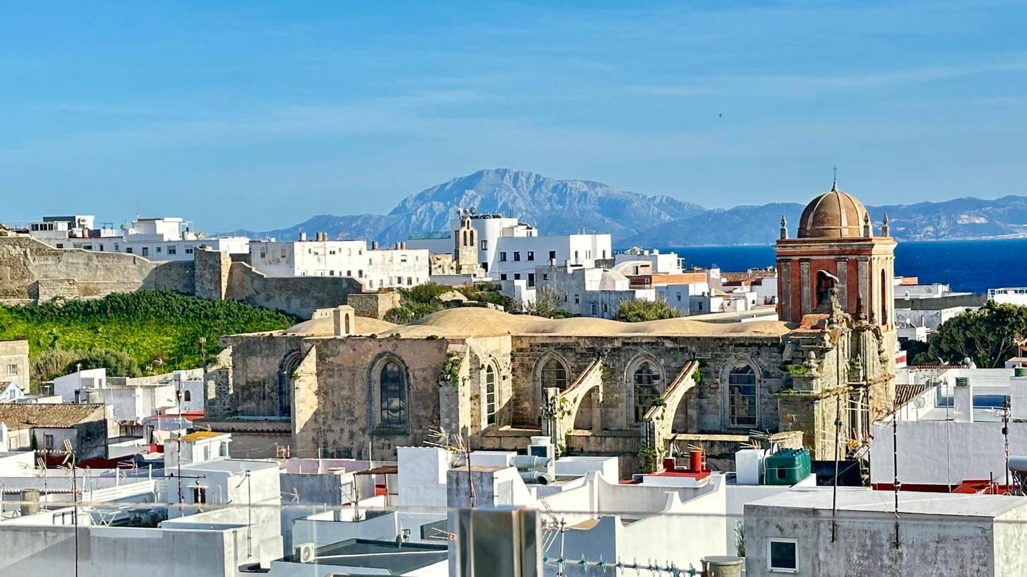 Tarifamicasa Vista Al Pueblo Y Africa Tarifa