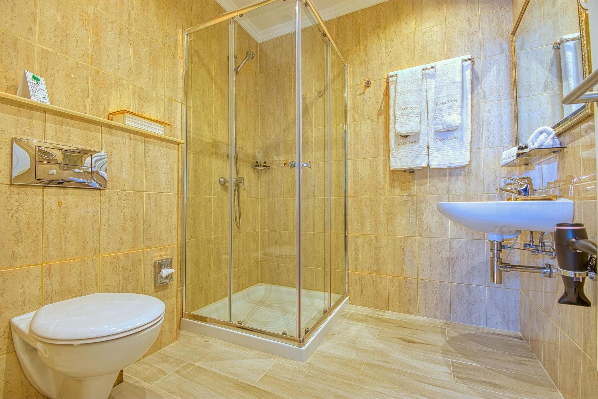 Casa Leon Hotel 4*