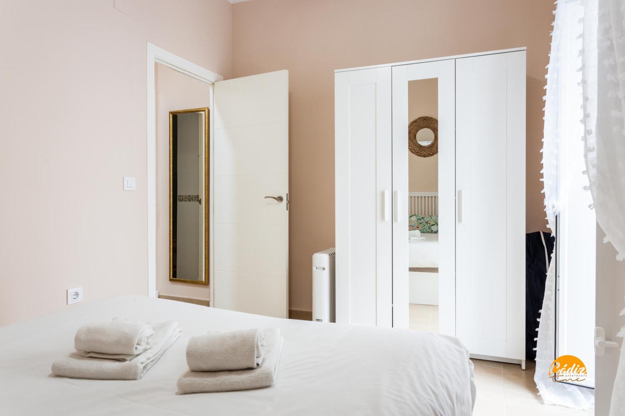 Apartment Corralon De Carros By Time