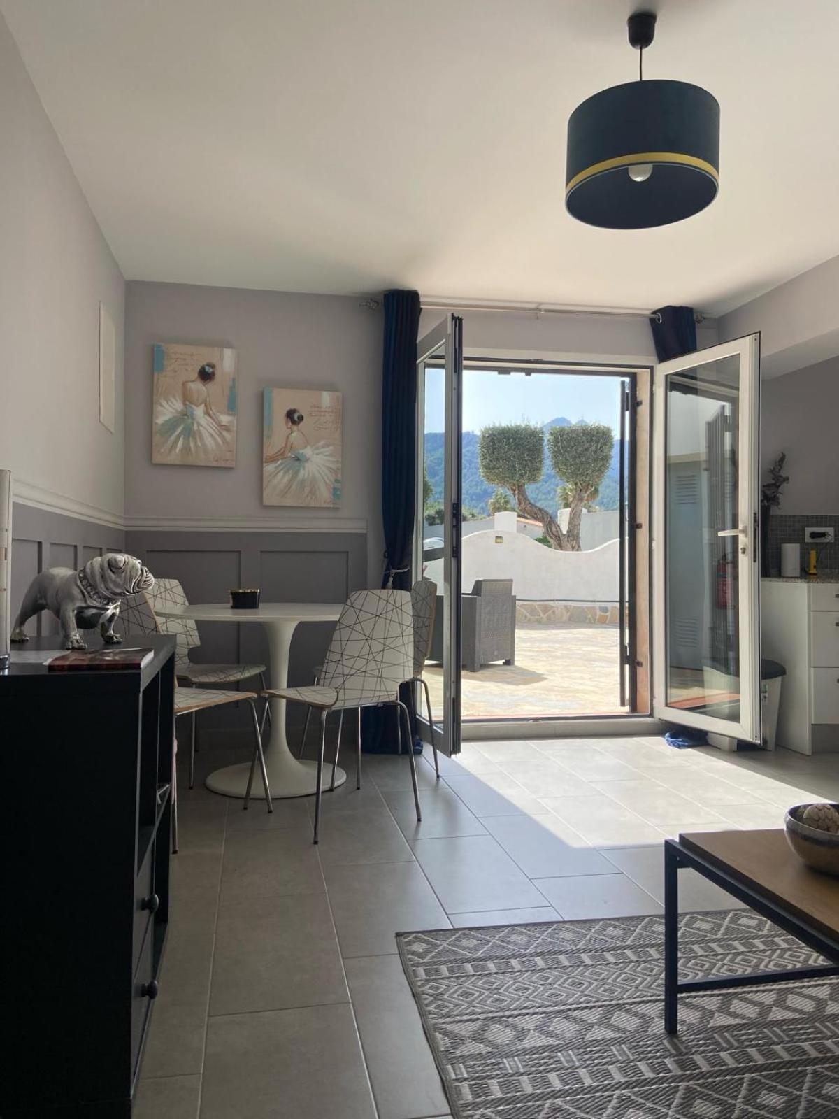Lovely Alicante Apartamento *