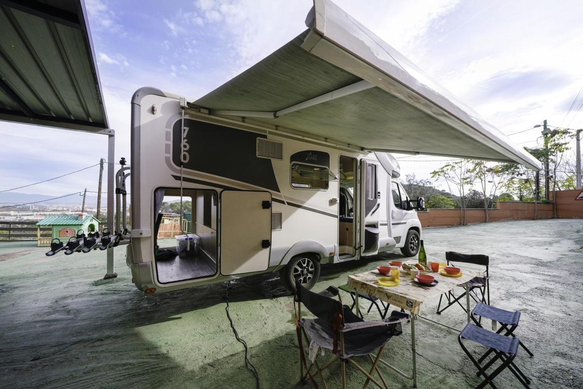 Autocaravana Cerca De Barcelona Montcada