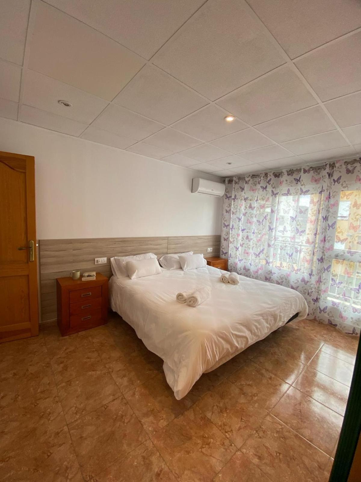 Reina Apartamento Pego