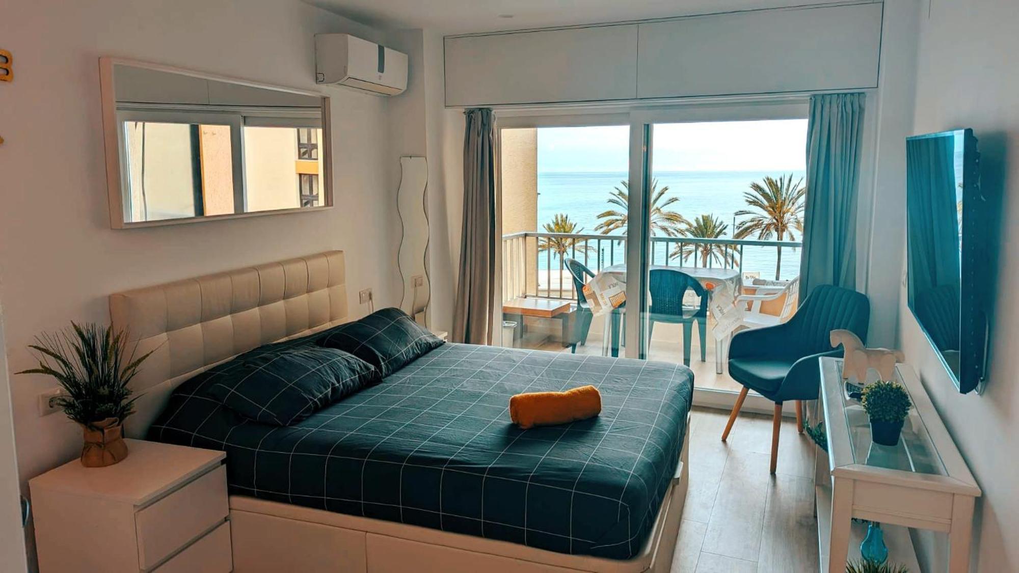 Comfortable In With Sea Views Apartment