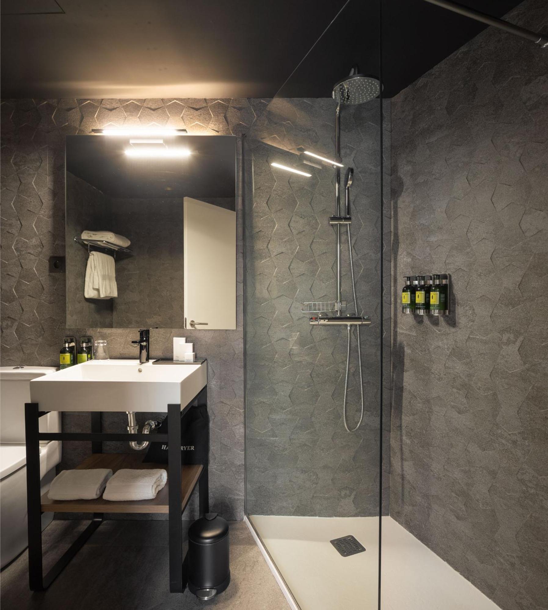 Tayko Hotel 4*