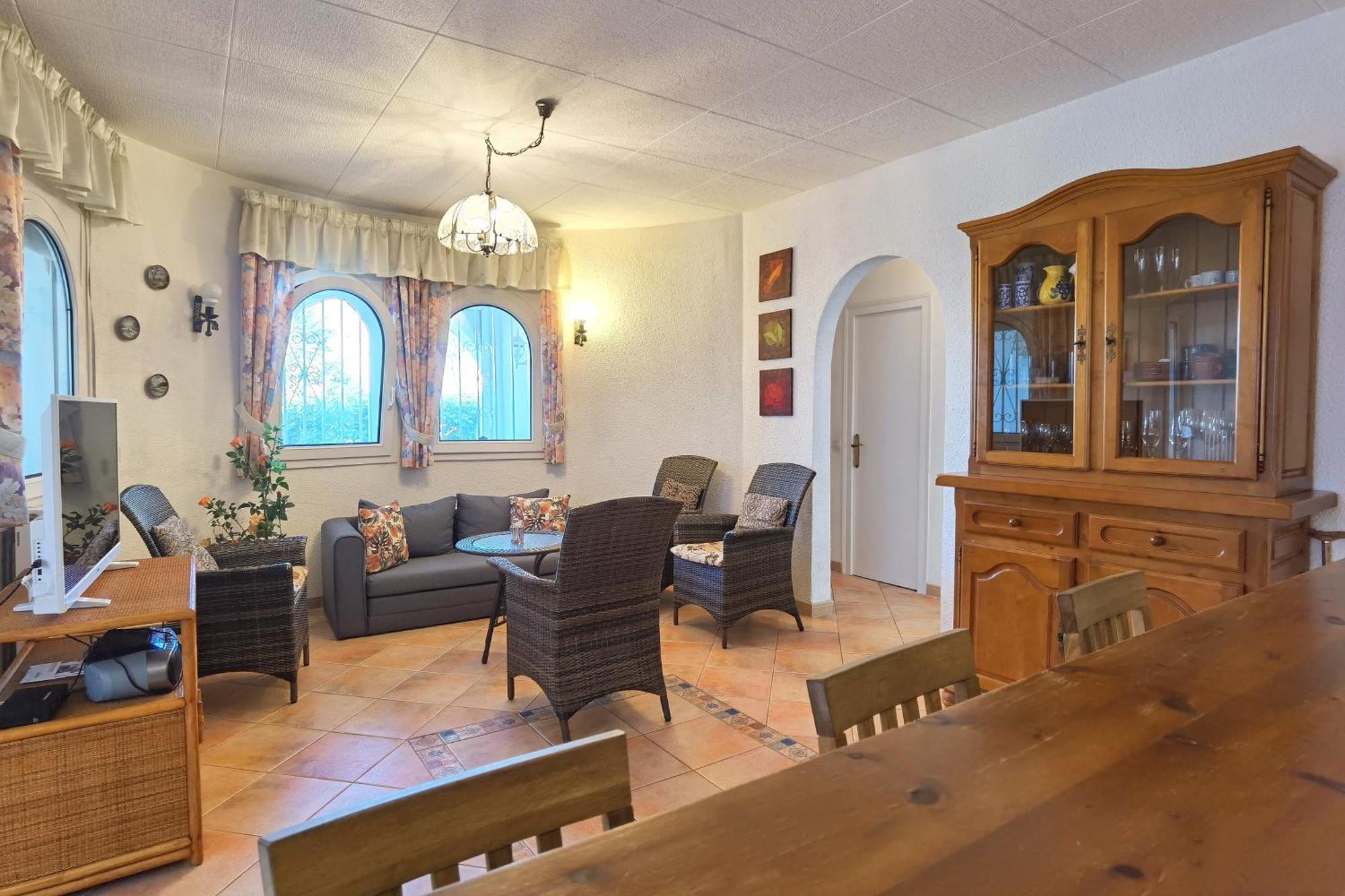 Leon Inmo Casa Nagore - 10074 Holiday home Empuriabrava
