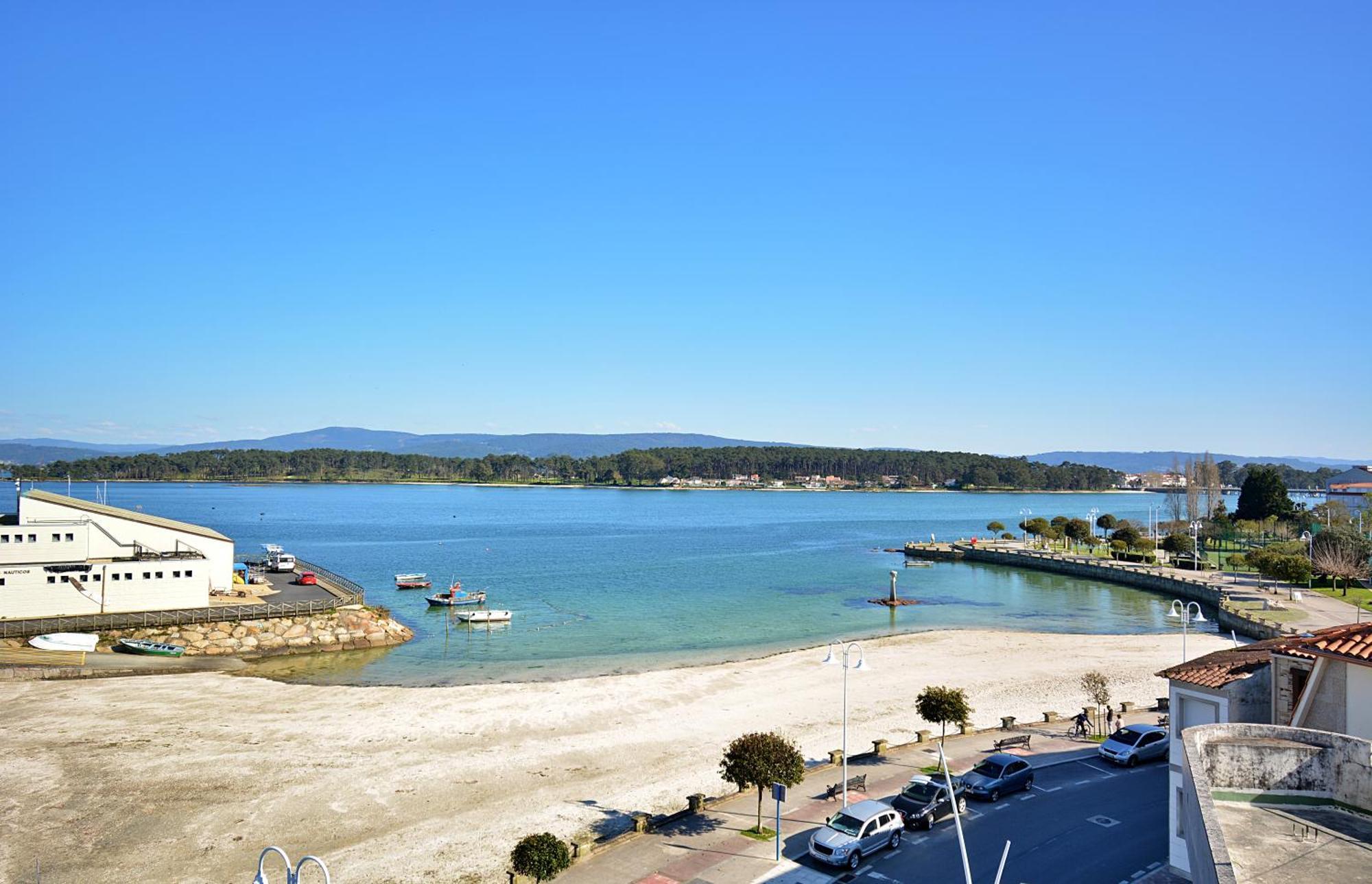 Con Terraza Frente Al Mar En O Grove