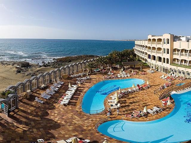 Club Hotel