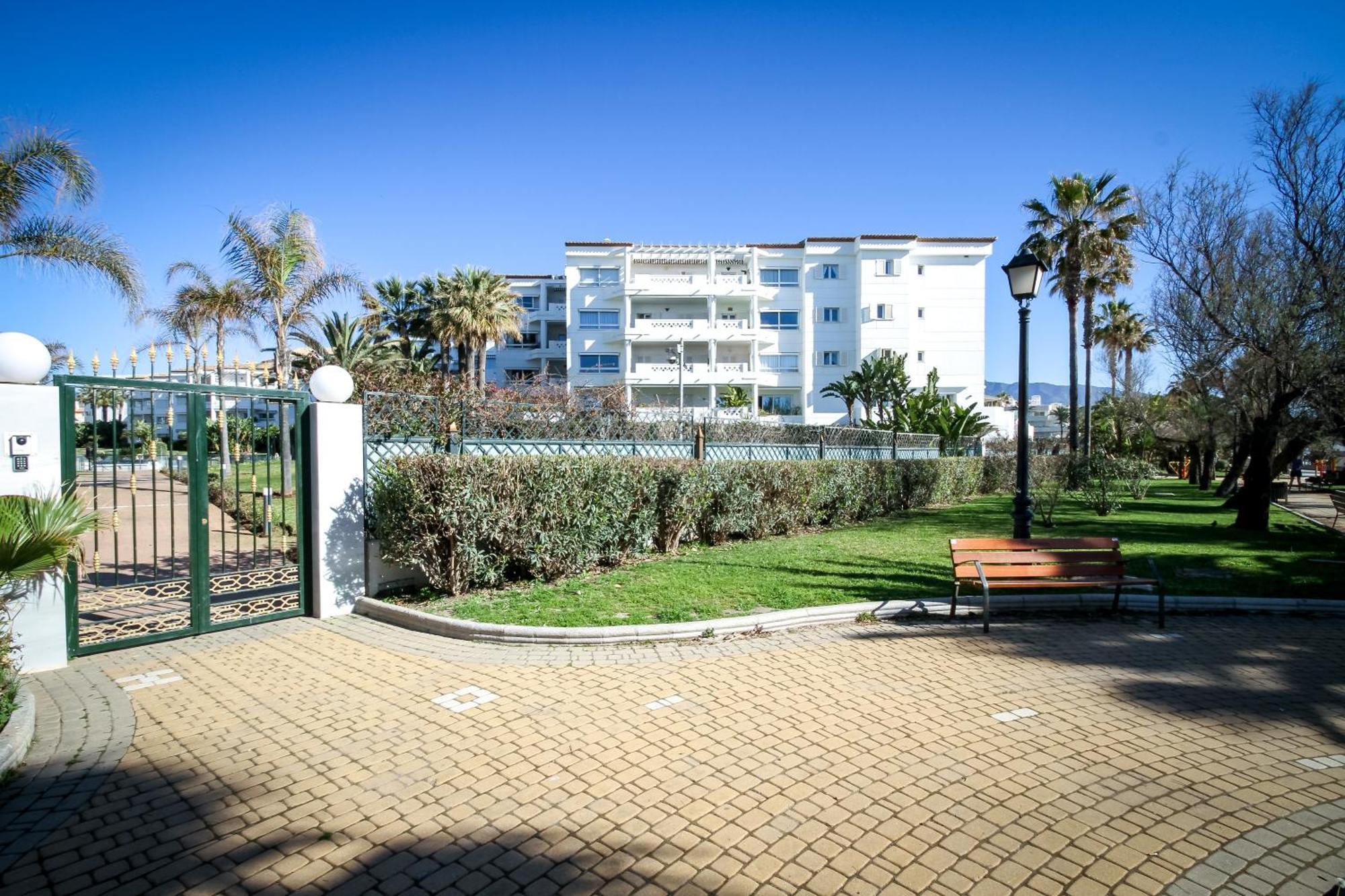 Banus - Banus Playa Rocio Direct Sea Access Marbella