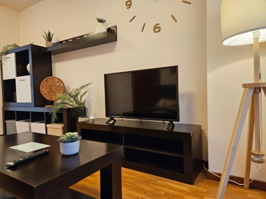 1a120 Coqueto Y Tranquilo Apto En Apartamento Gijón