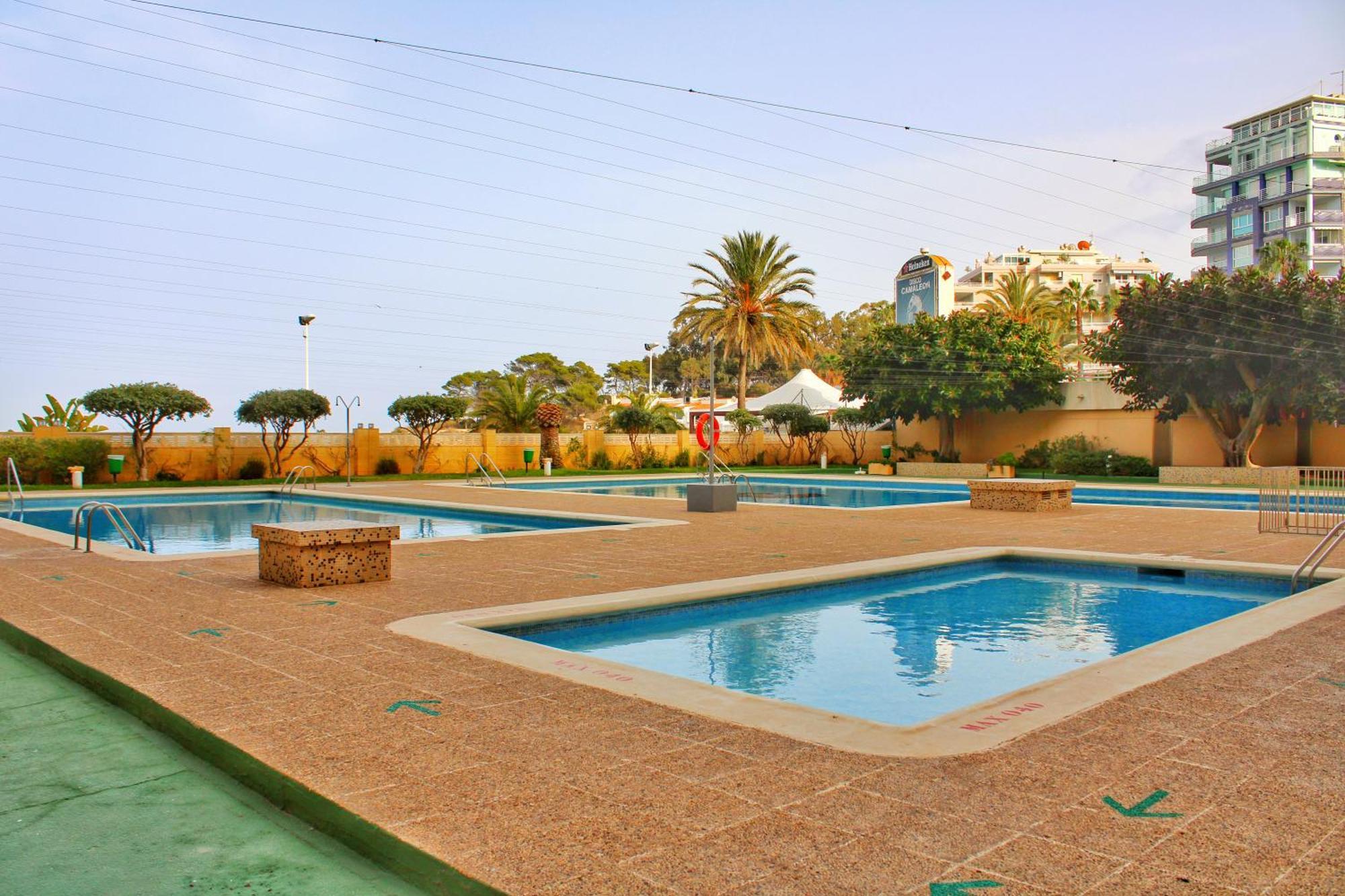 Nuevo Primera Linea Playa Y Piscina Wifi Apartamento Calpe