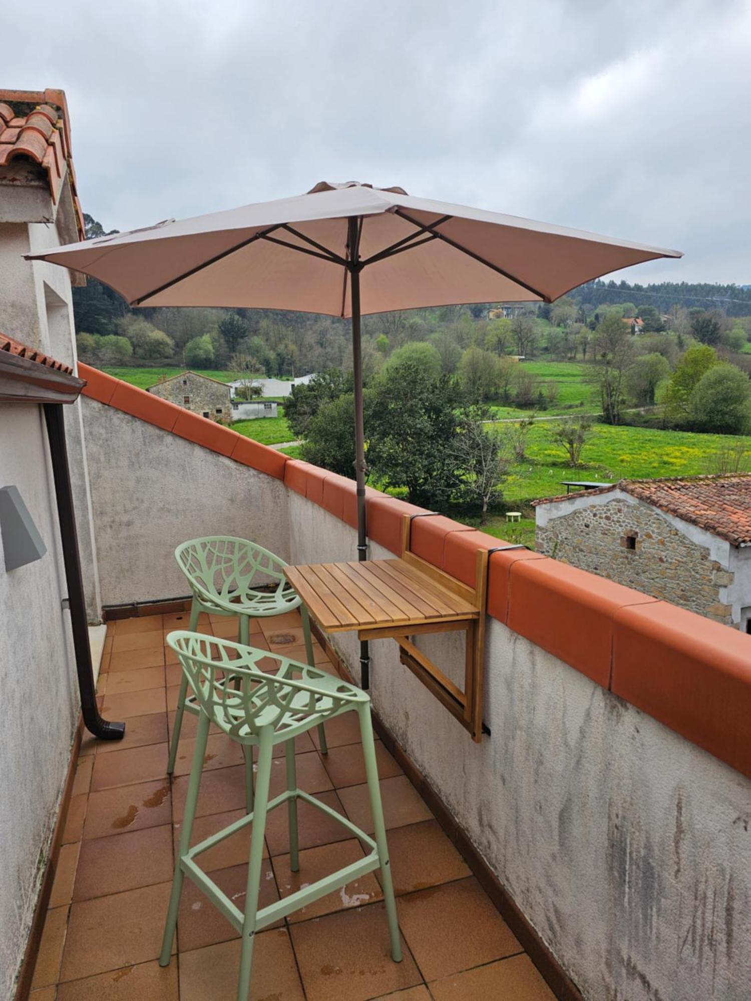 Romantico Con Terraza Y Piscina Villabanez (Cantabria)