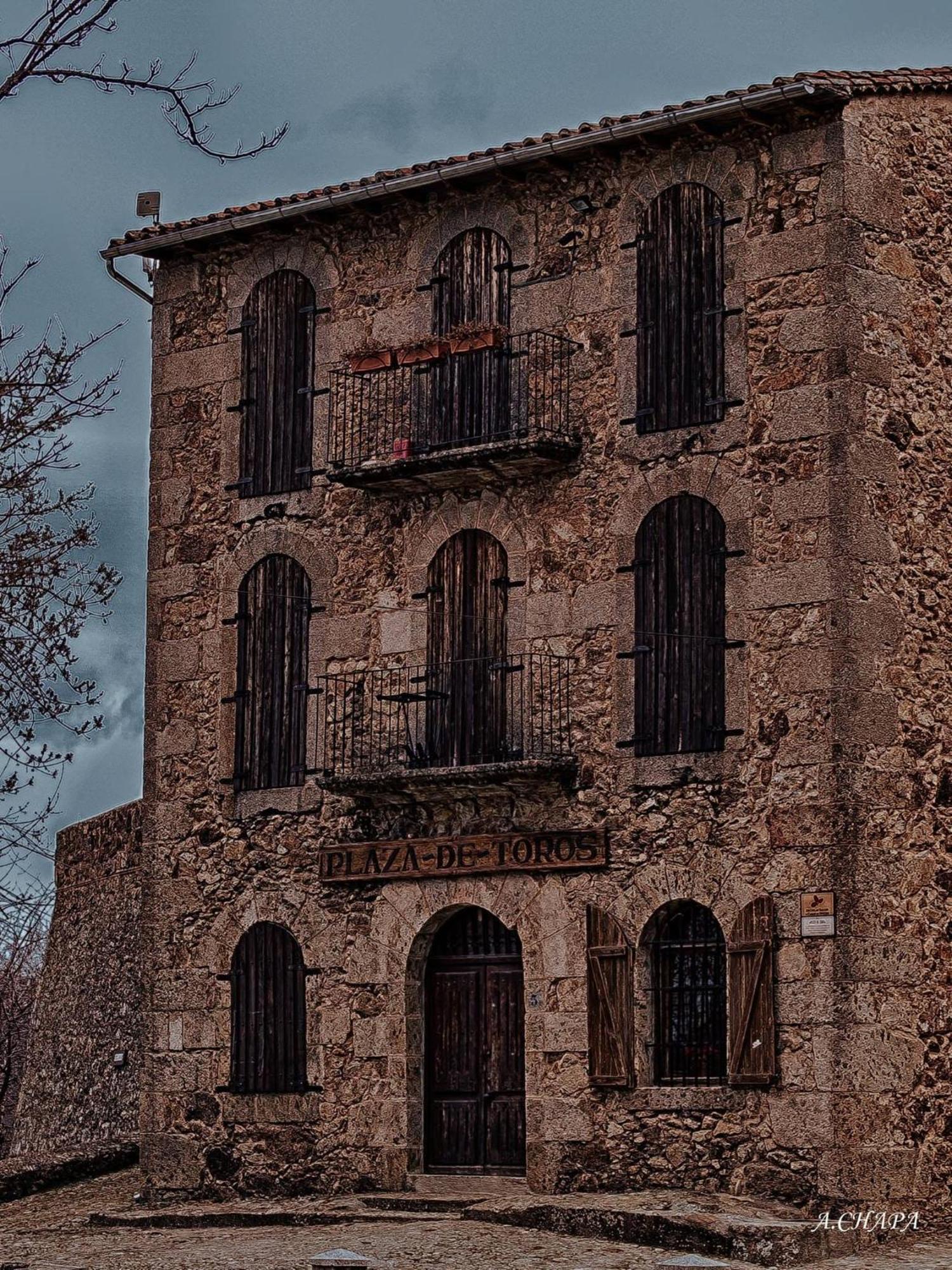Portales De Pizarro * Béjar