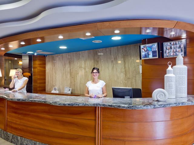 Port Eugeni Hotel